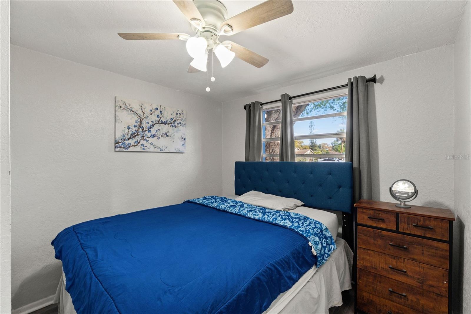 Image 19 of 33 For 8996 Southern Comfort Drive