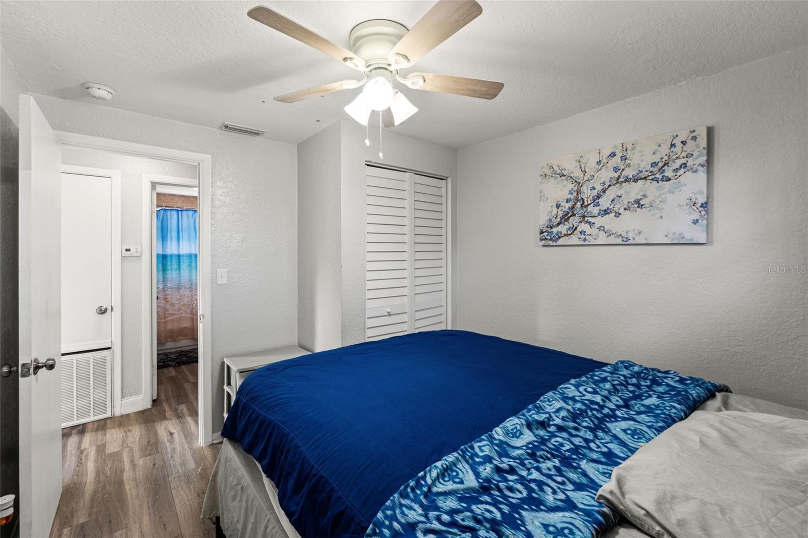 Image 20 of 33 For 8996 Southern Comfort Drive