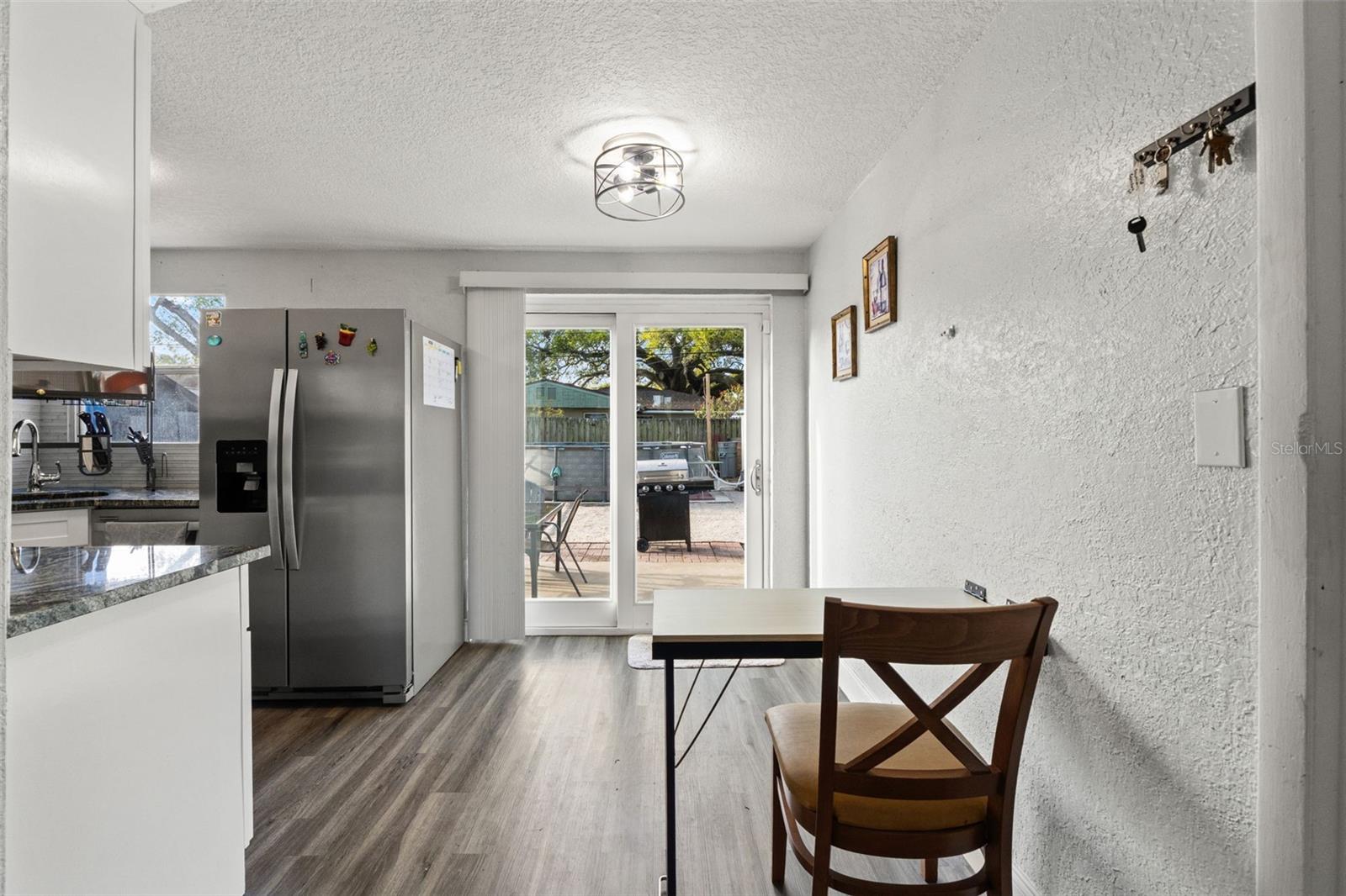 Image 8 of 33 For 8996 Southern Comfort Drive