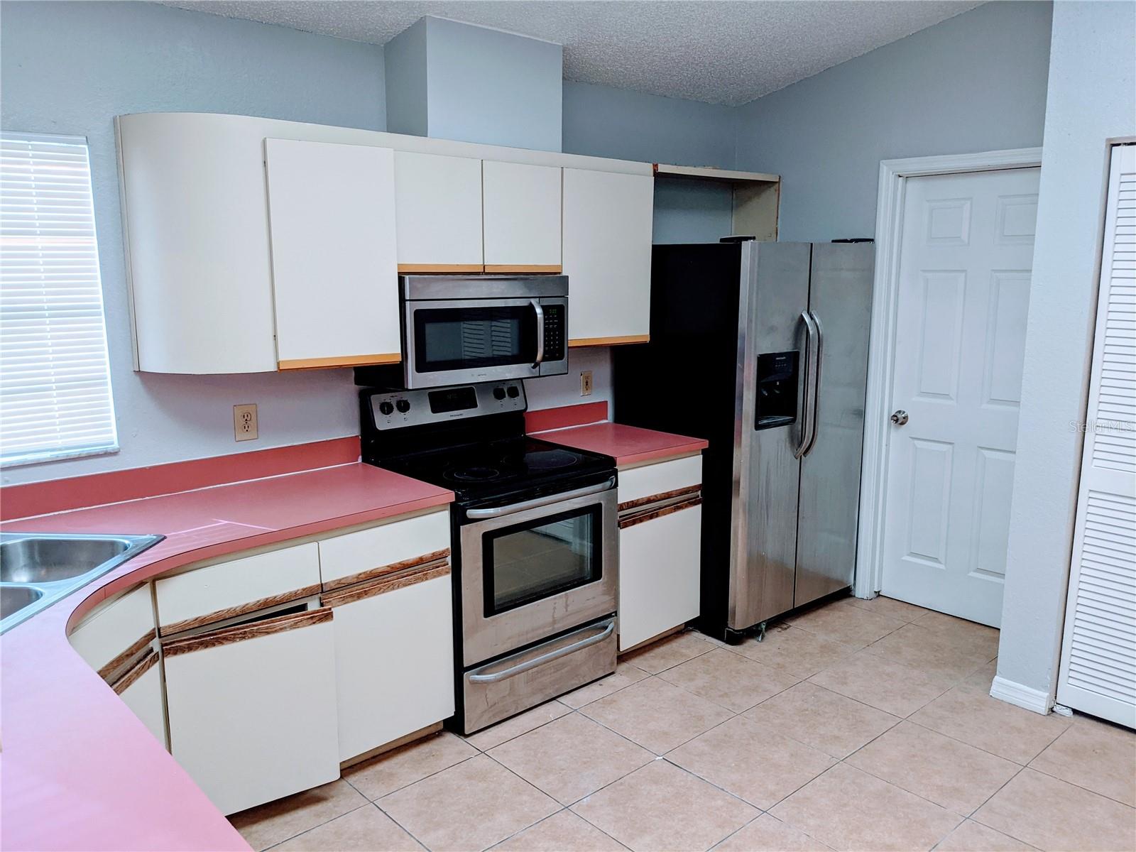 Image 2 of 21 For 5327 Baldock Avenue