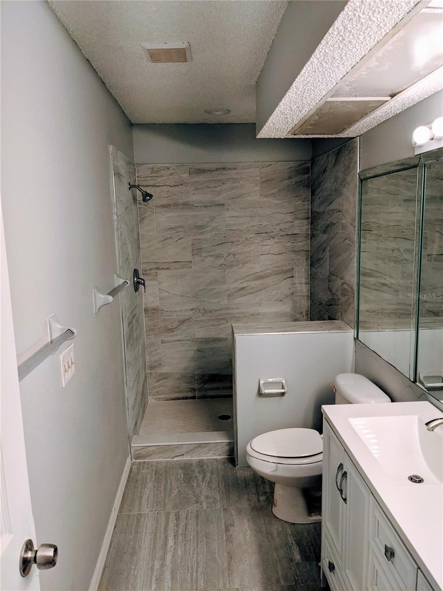 Image 7 of 21 For 5327 Baldock Avenue