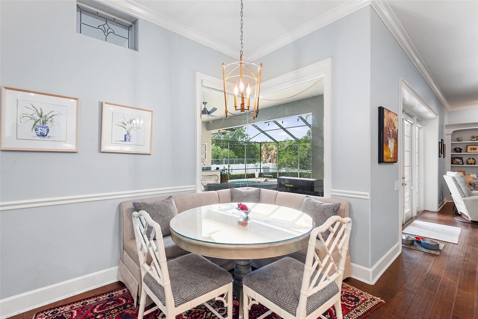 Listing photo id 21 for 902 Hanover Way