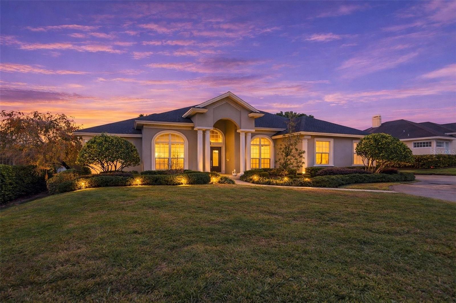 Listing photo id 46 for 902 Hanover Way