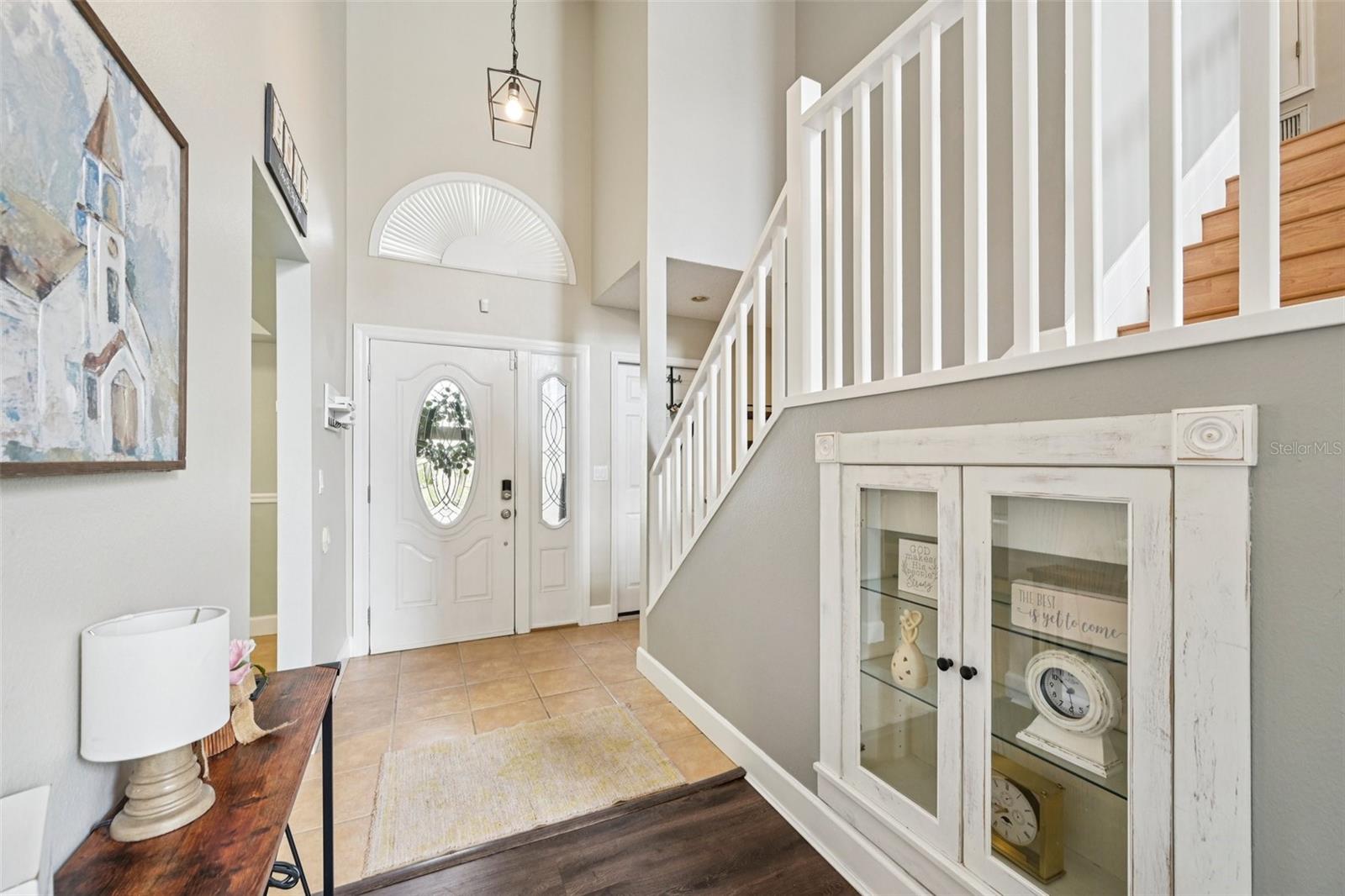 Listing photo id 1 for 13310 Beechberry Drive