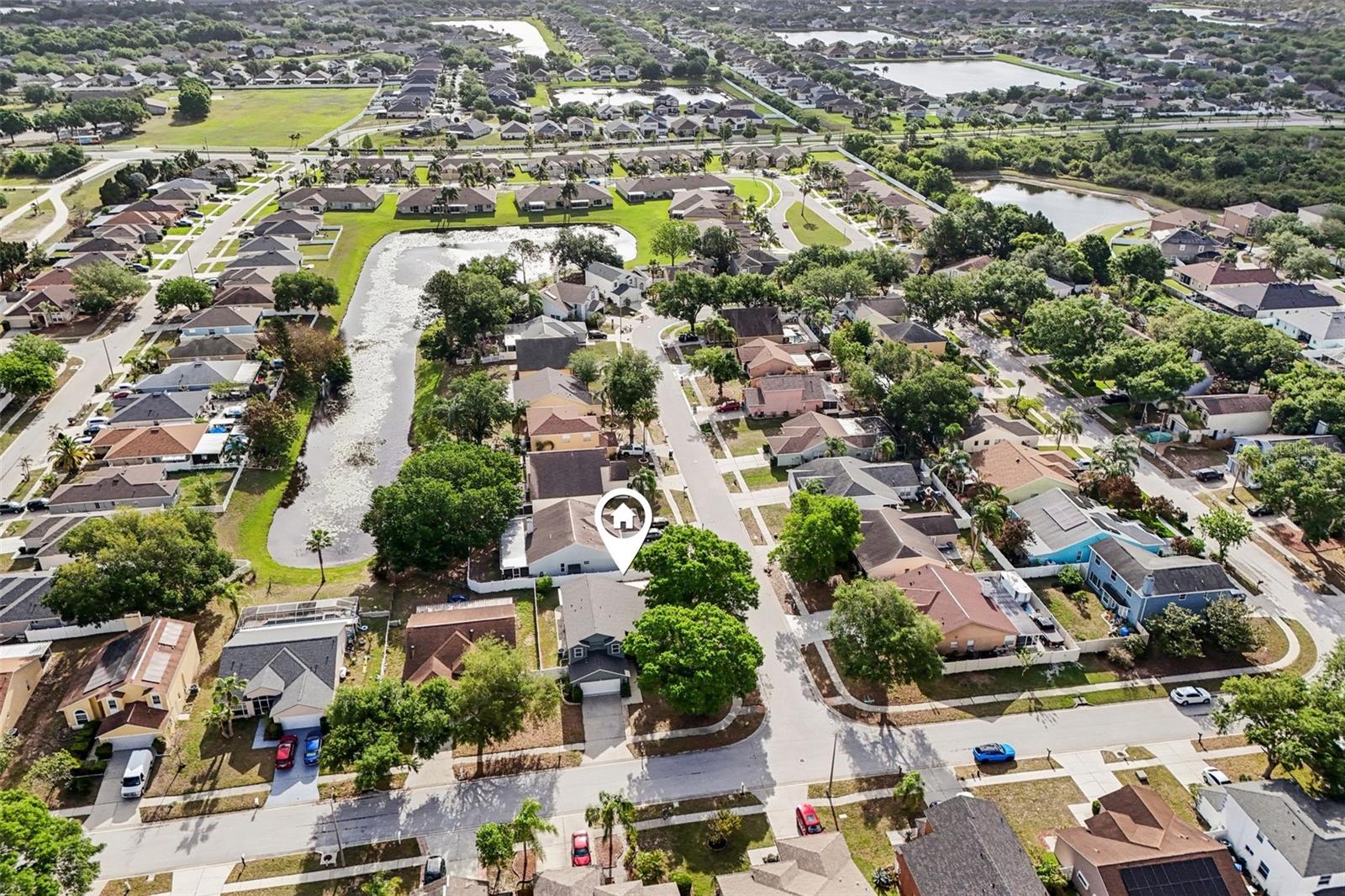 Listing photo id 34 for 13310 Beechberry Drive