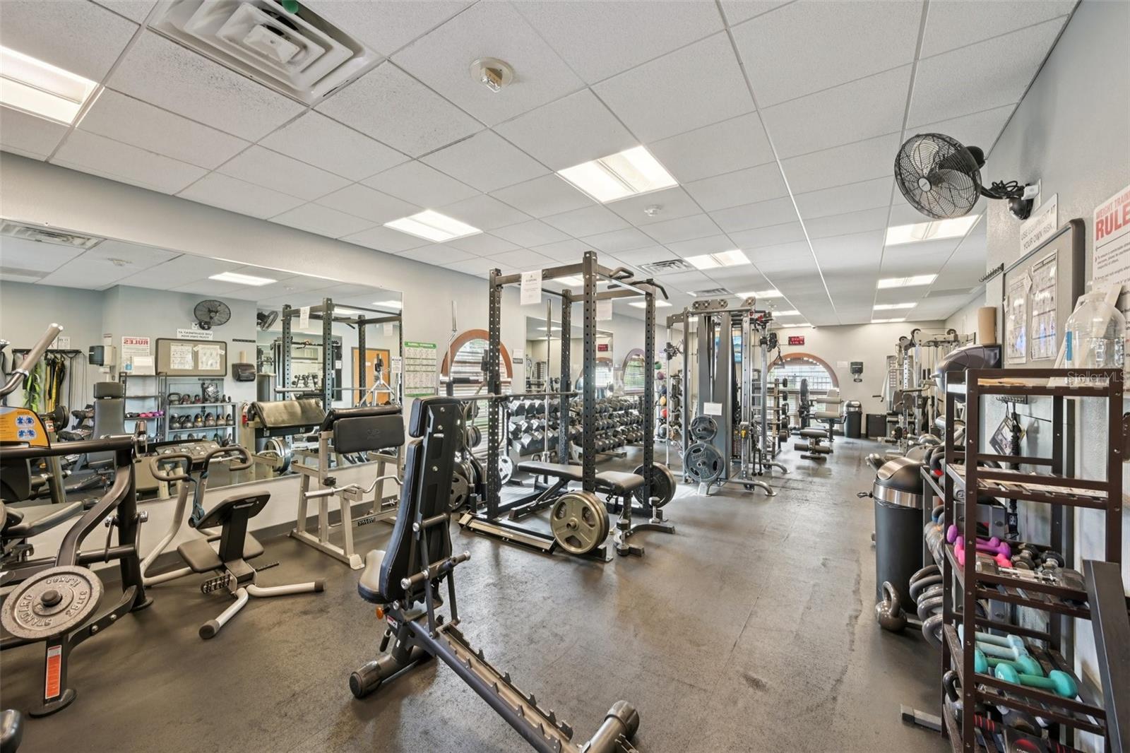 Listing photo id 41 for 13310 Beechberry Drive