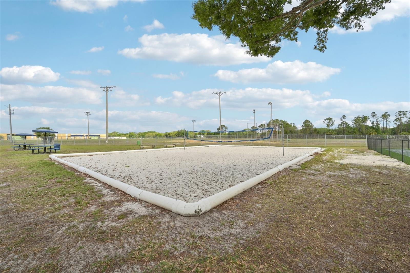 Listing photo id 45 for 13310 Beechberry Drive