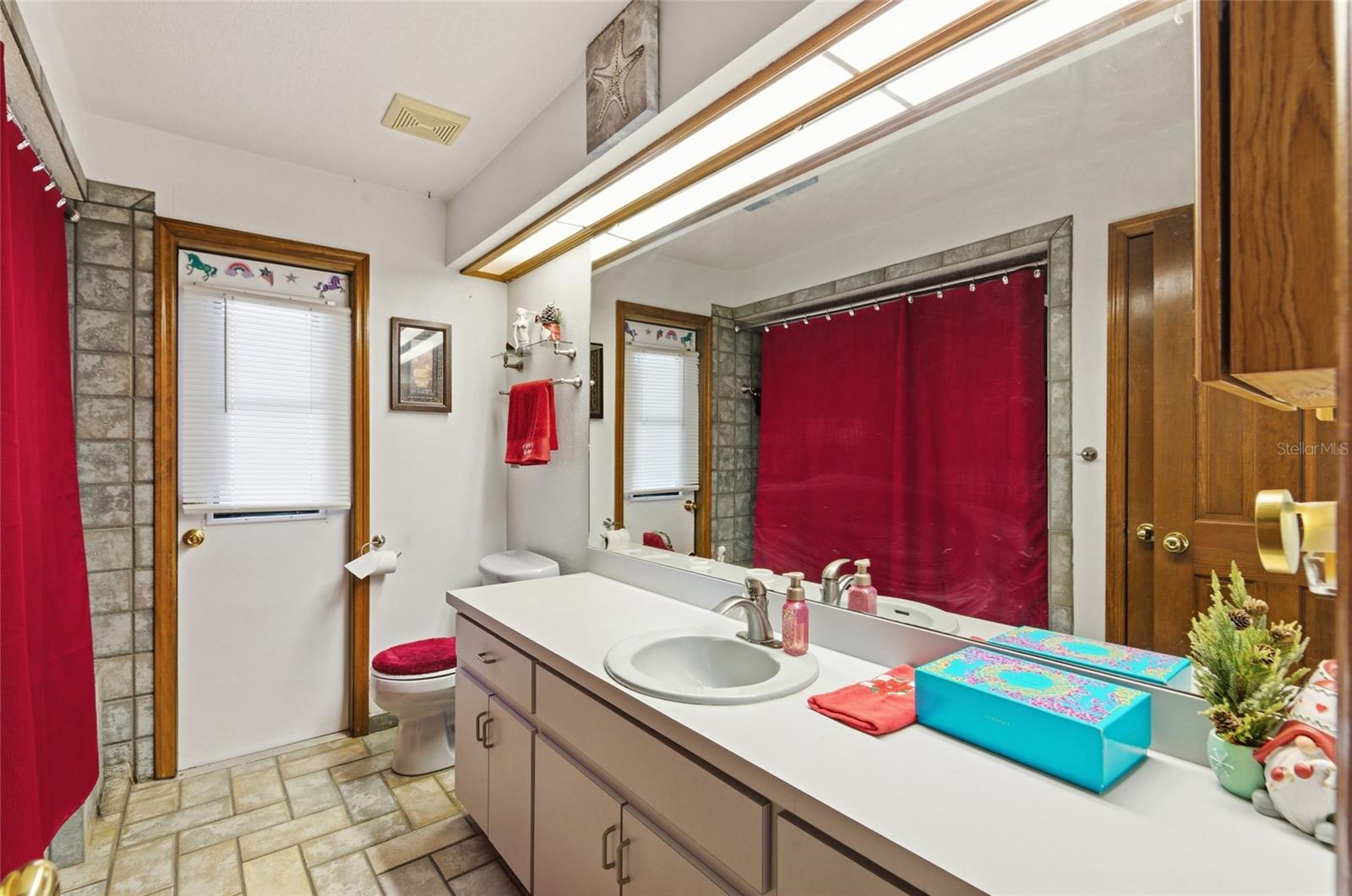 Image 12 of 29 For 215 Santa Rosa Drive