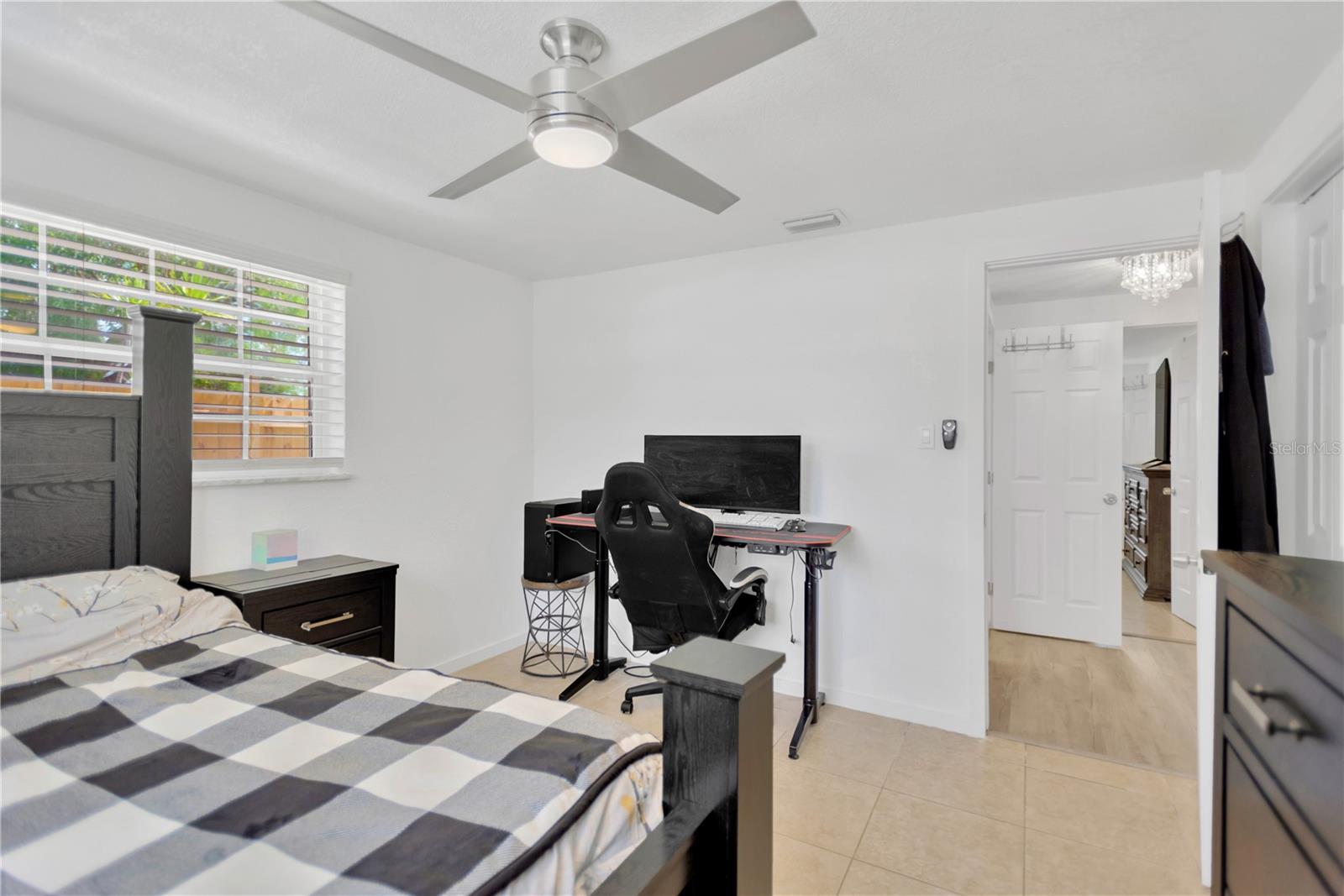 Image 22 of 35 For 13724 Cox Avenue