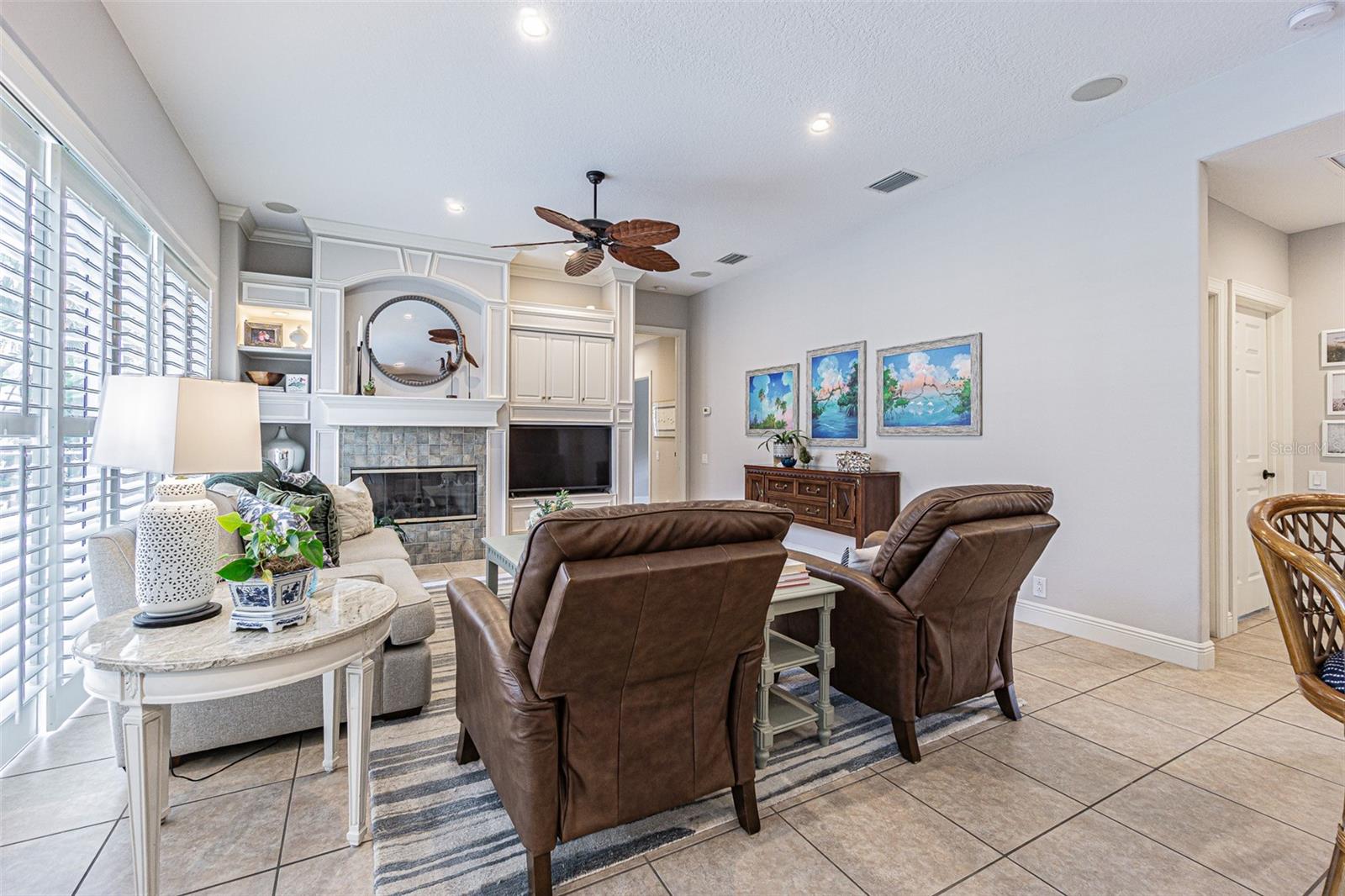 Listing photo id 14 for 27053 Winged Elm Drive