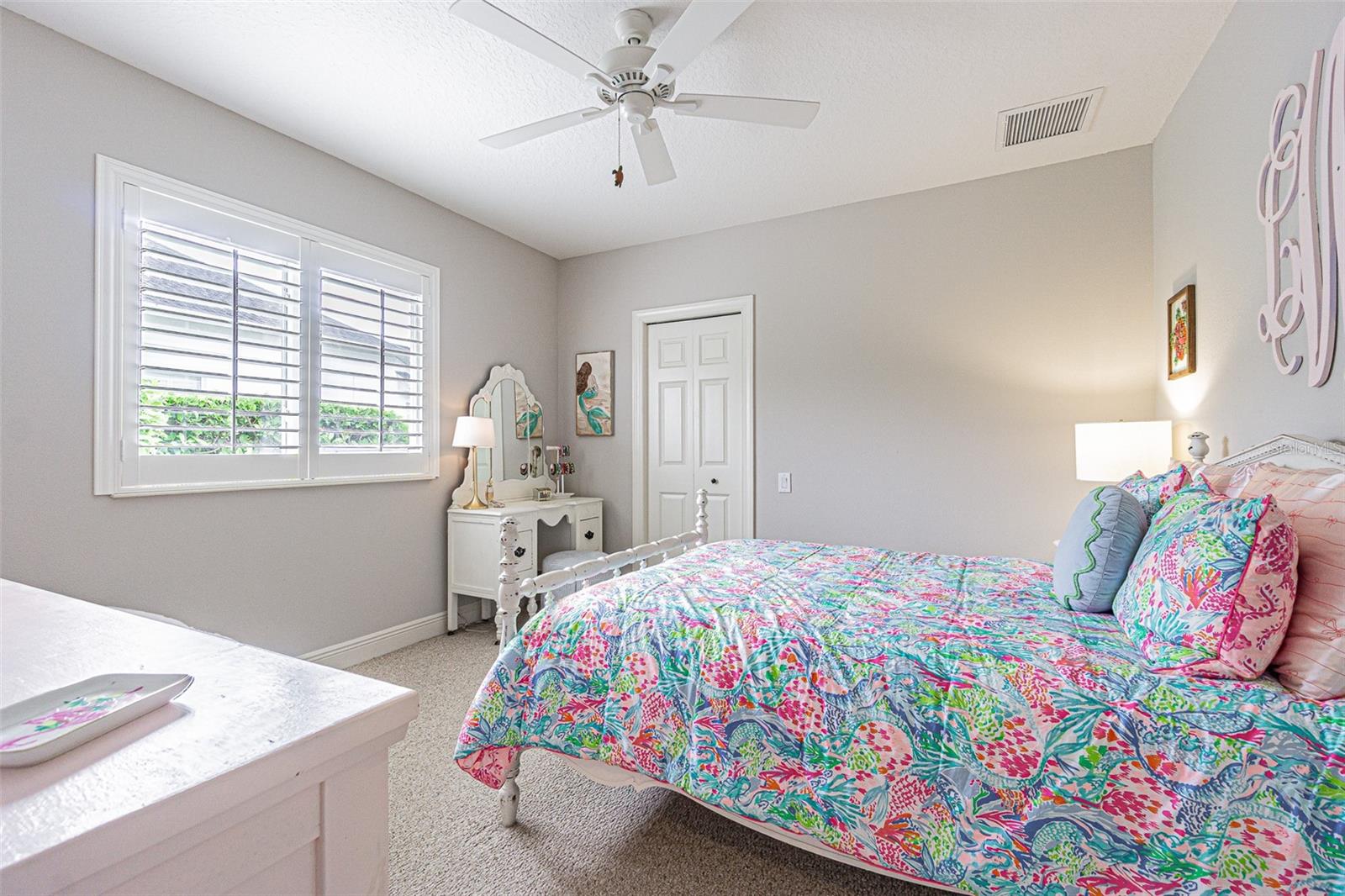 Listing photo id 24 for 27053 Winged Elm Drive