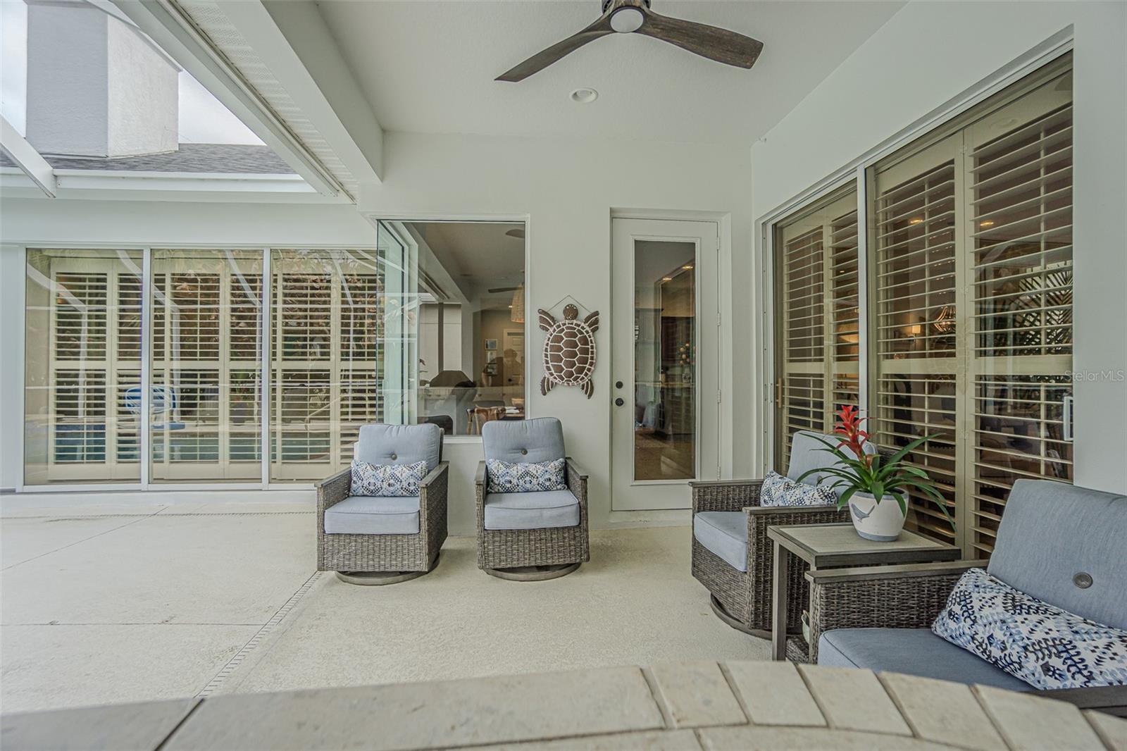 Listing photo id 37 for 27053 Winged Elm Drive