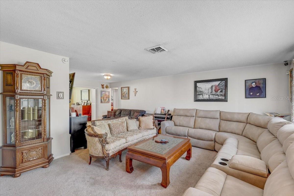 Image 5 of 60 For 12137 Orange Blossom Drive