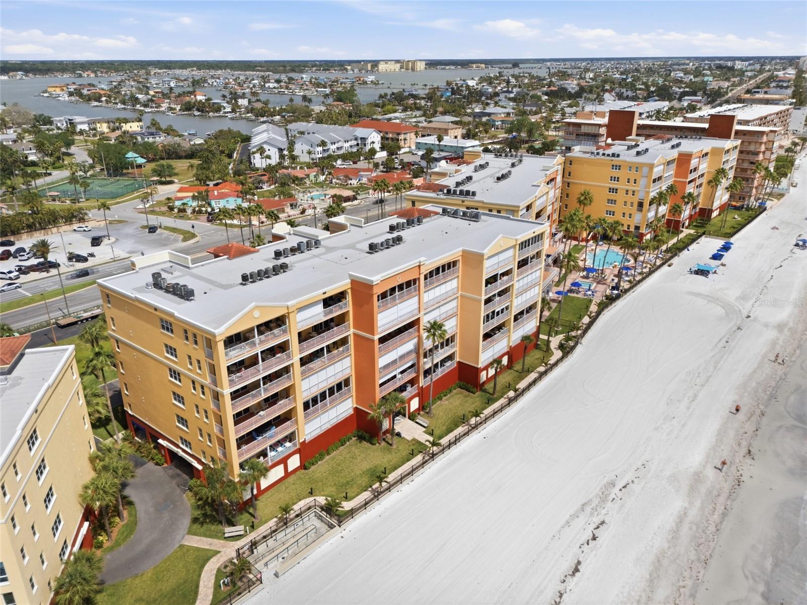 Image 67 of 69 For 16550 Gulf Boulevard 342