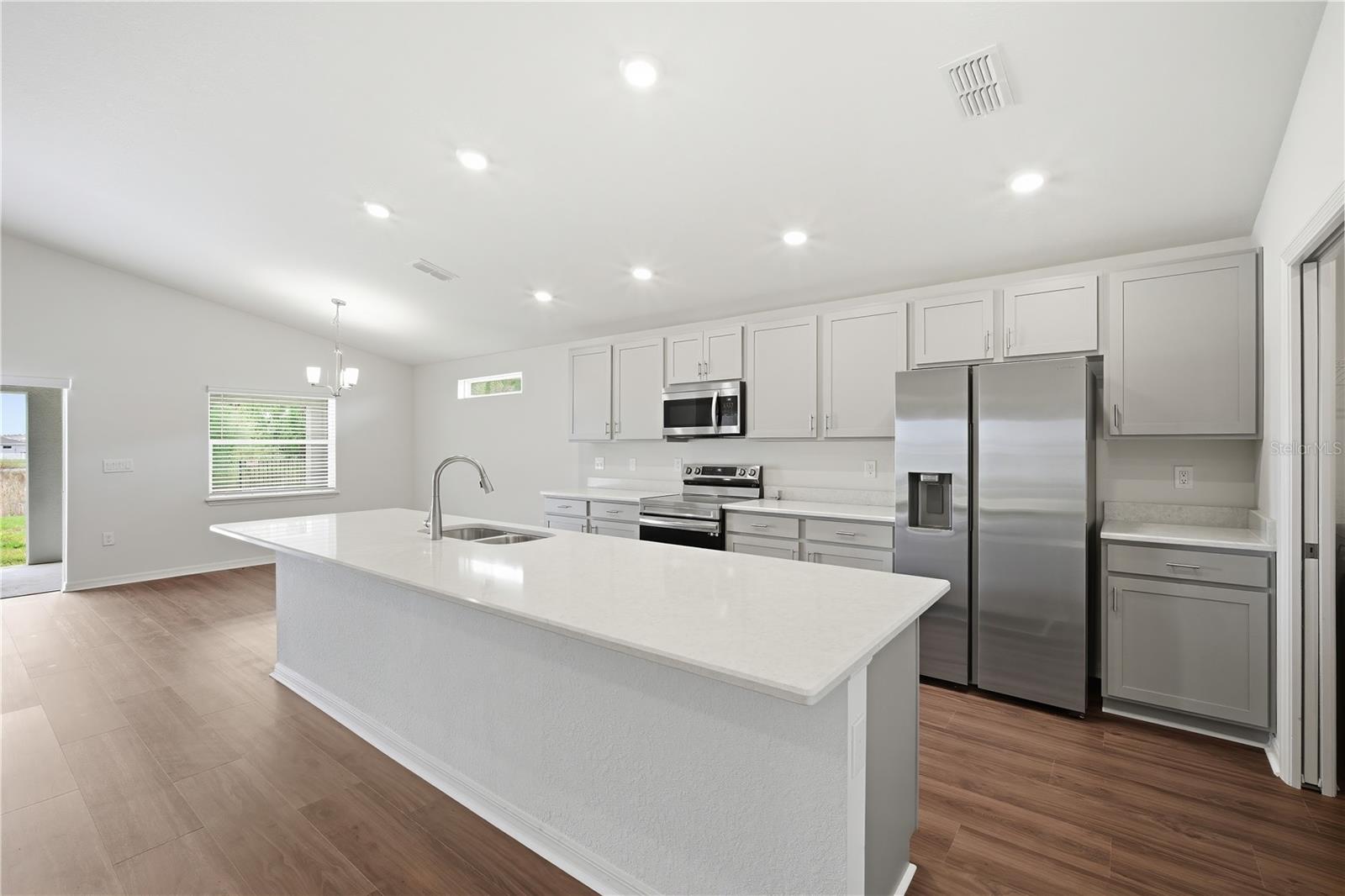 Image 5 of 29 For 7100 Twisting Pines Loop