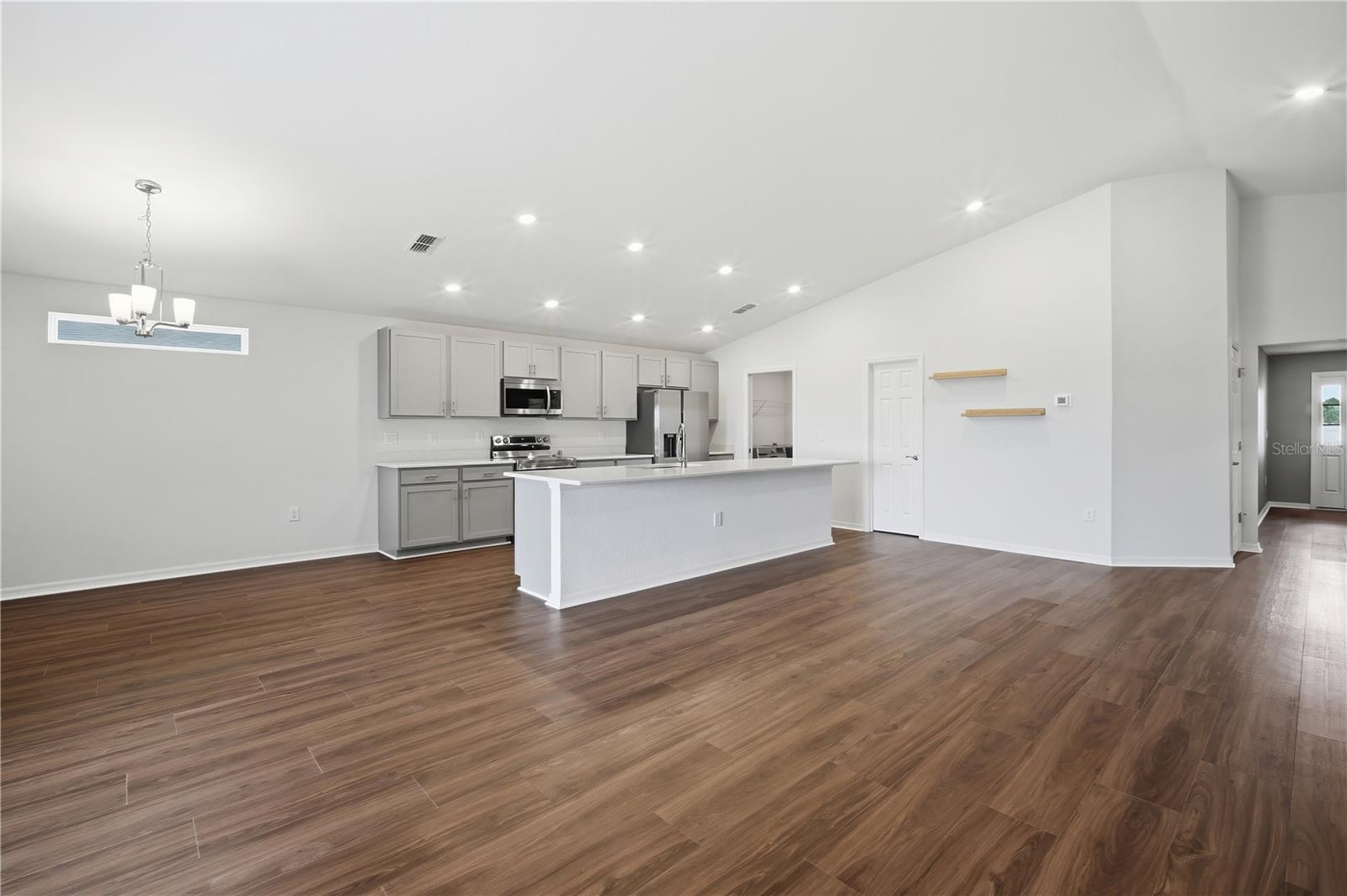 Image 7 of 29 For 7100 Twisting Pines Loop