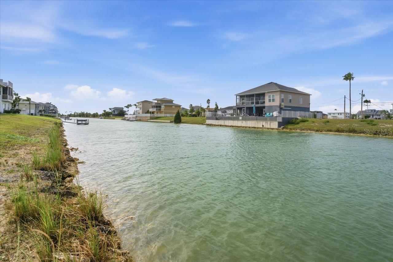 Image 21 of 27 For 3487 Croaker Drive