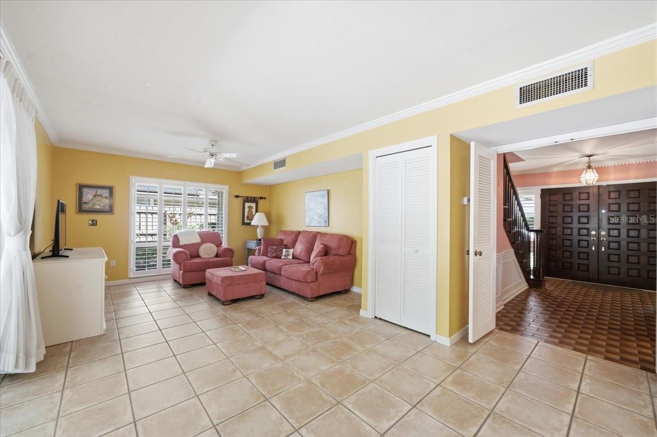 Image 12 of 36 For 13305 Golf Crest Circle