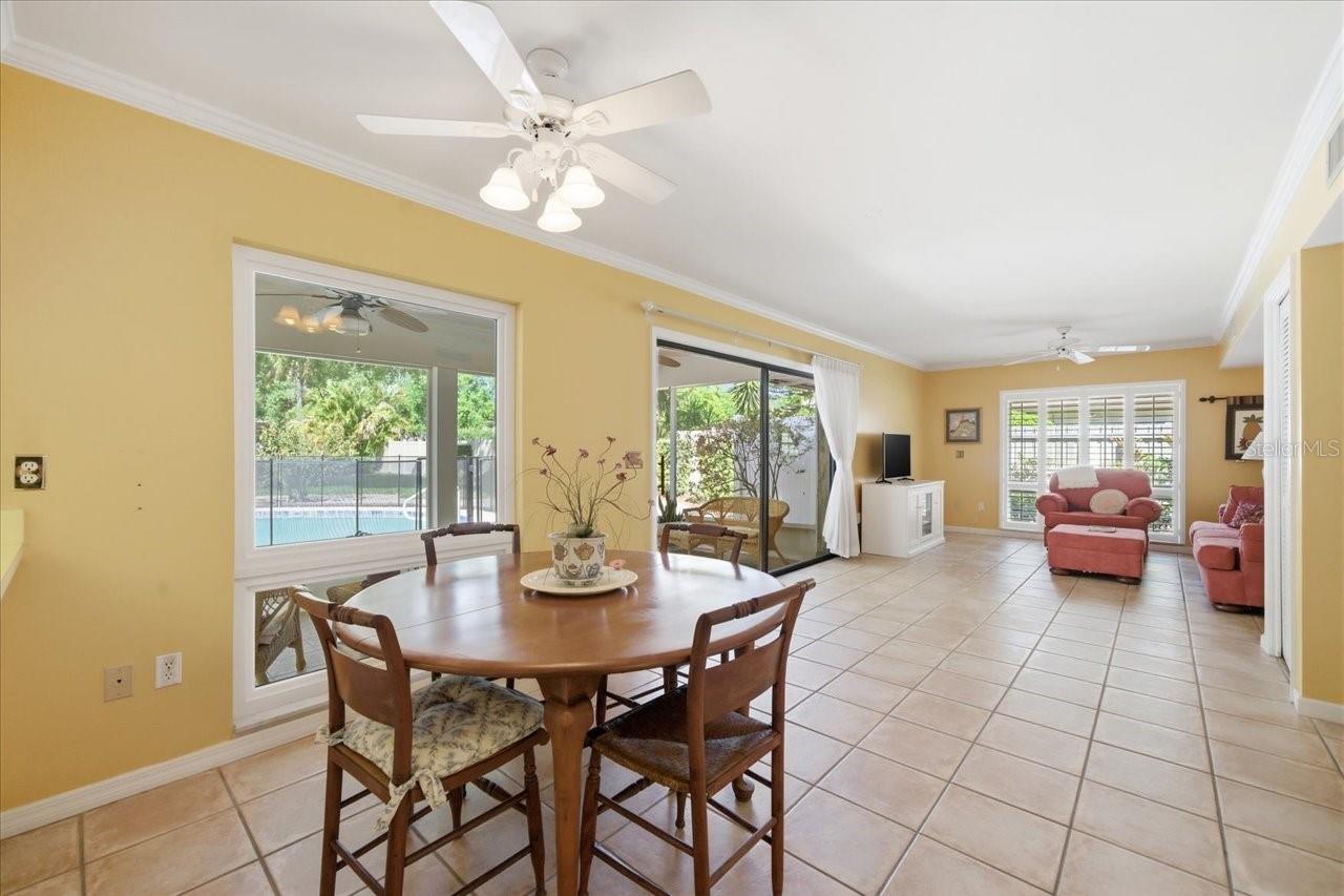 Image 17 of 36 For 13305 Golf Crest Circle