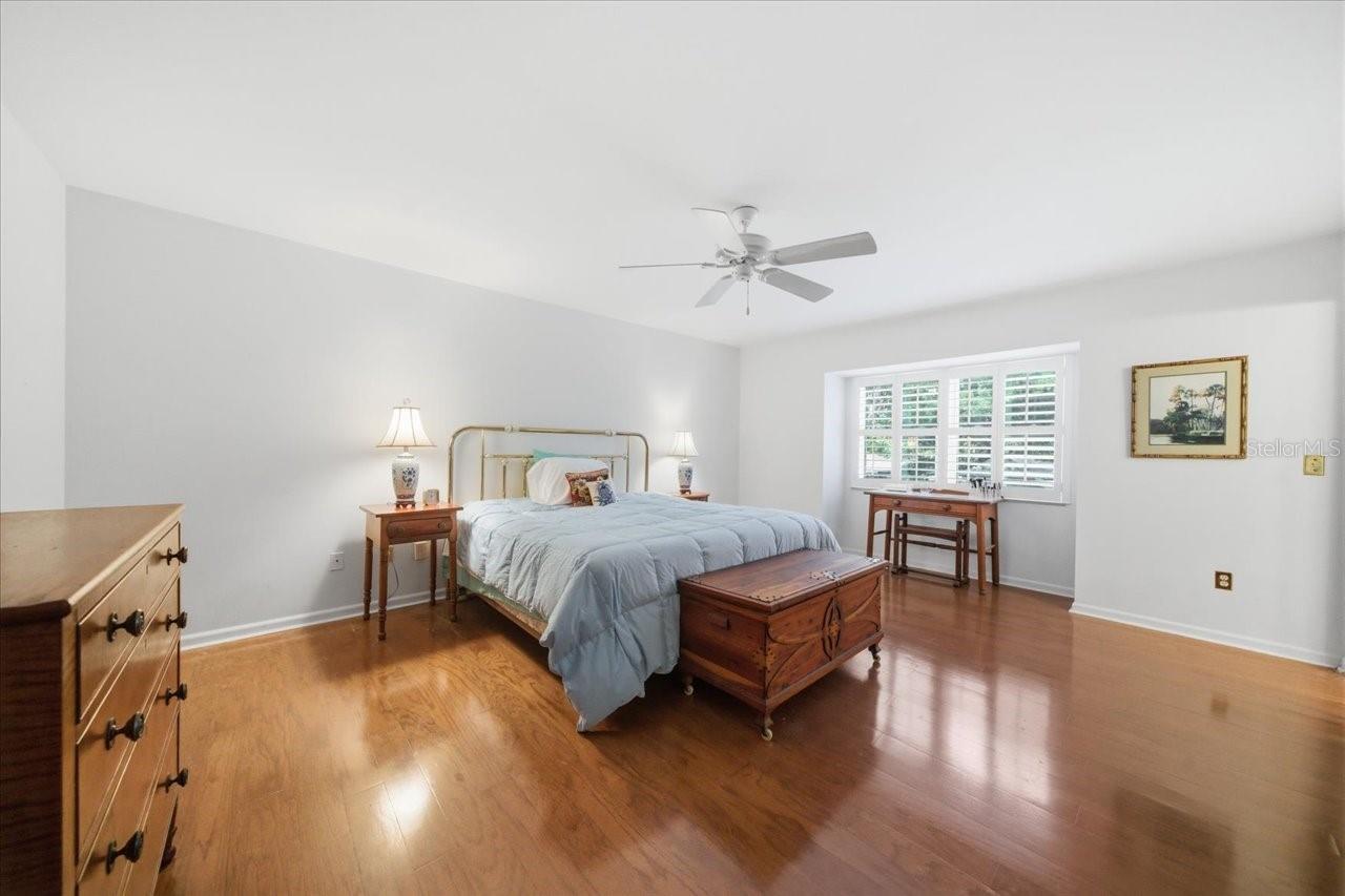 Image 21 of 36 For 13305 Golf Crest Circle