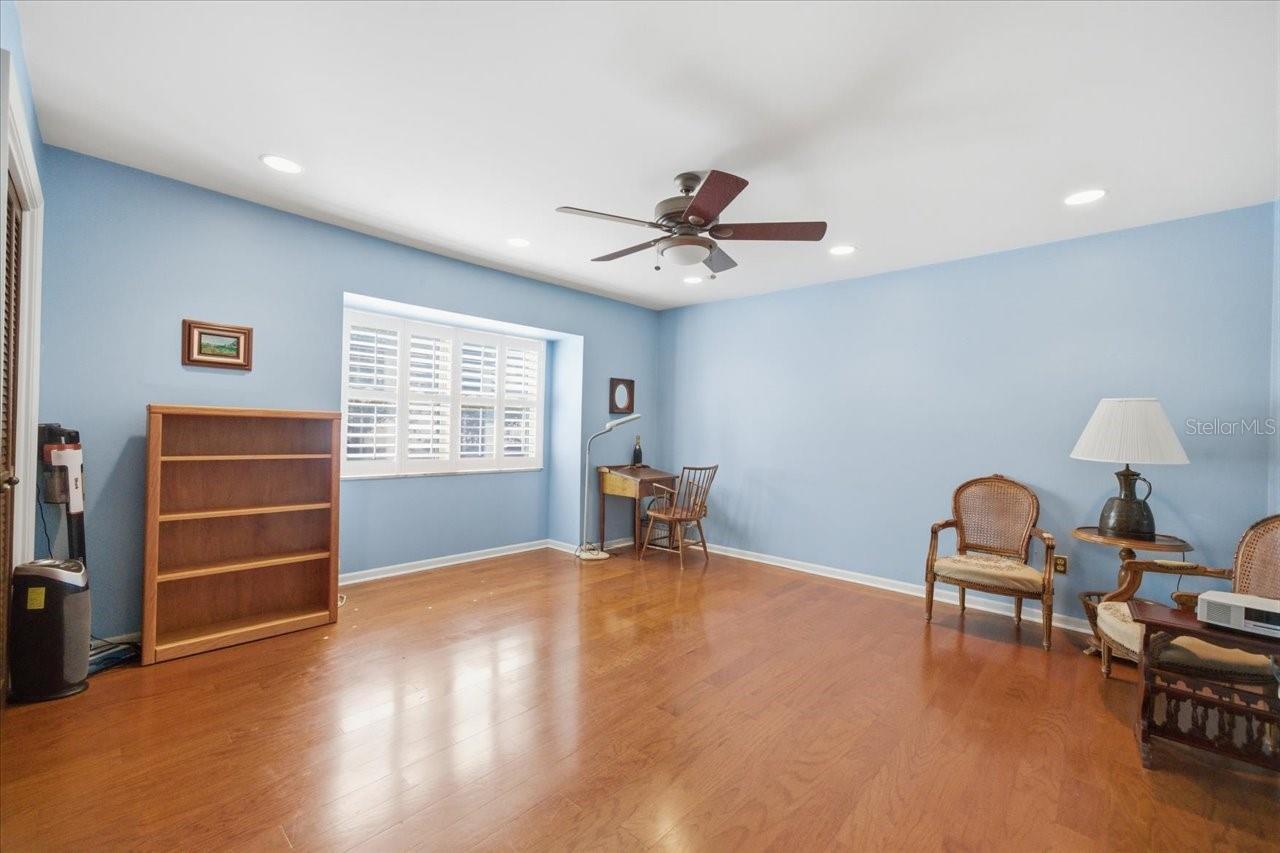 Image 26 of 36 For 13305 Golf Crest Circle