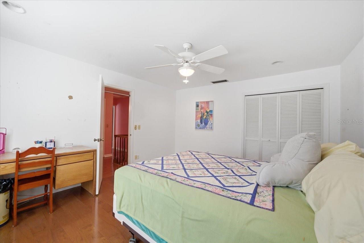 Image 28 of 36 For 13305 Golf Crest Circle