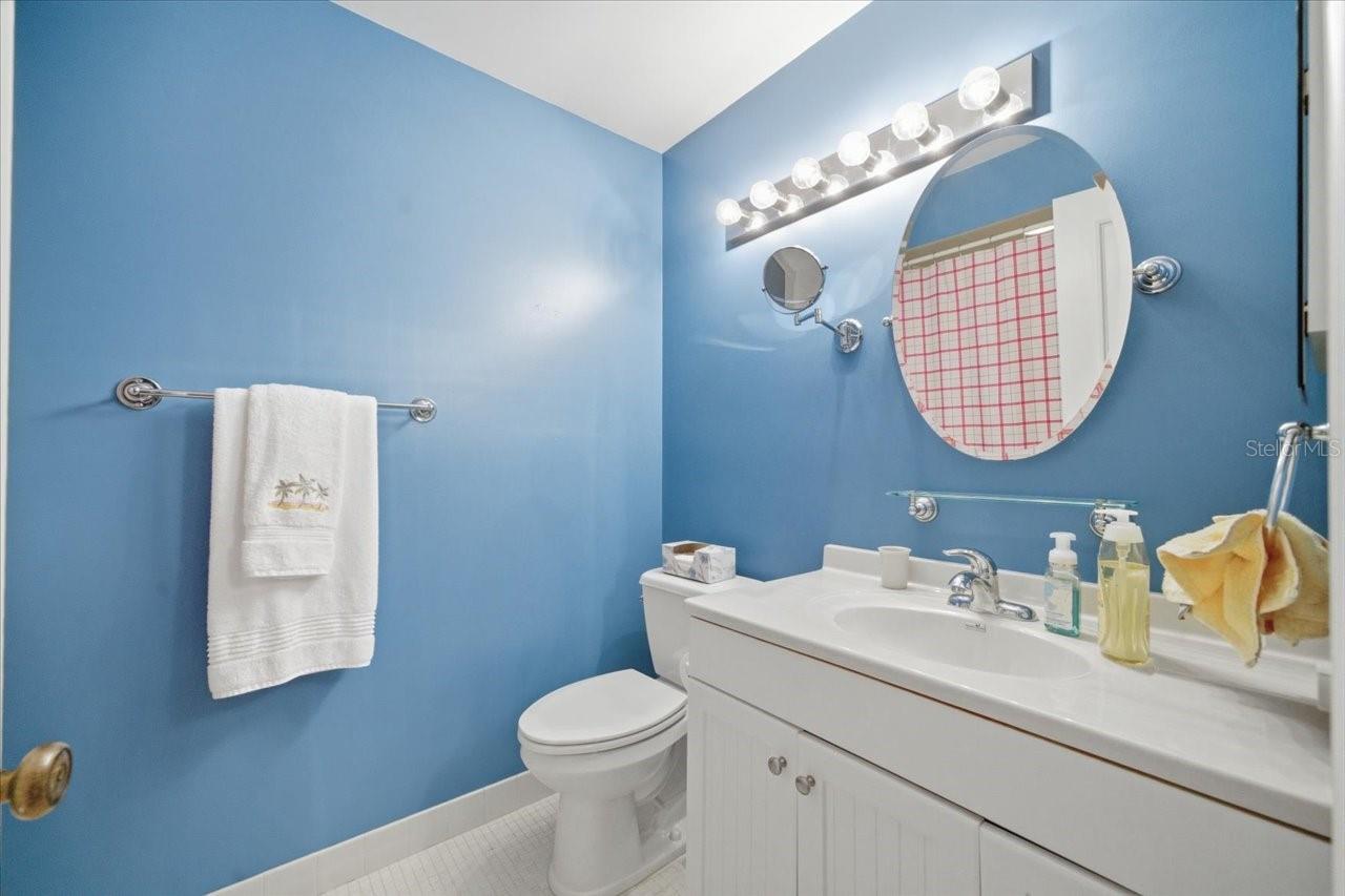 Image 30 of 36 For 13305 Golf Crest Circle