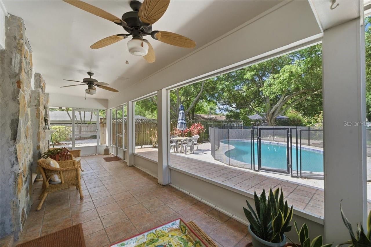 Image 31 of 36 For 13305 Golf Crest Circle