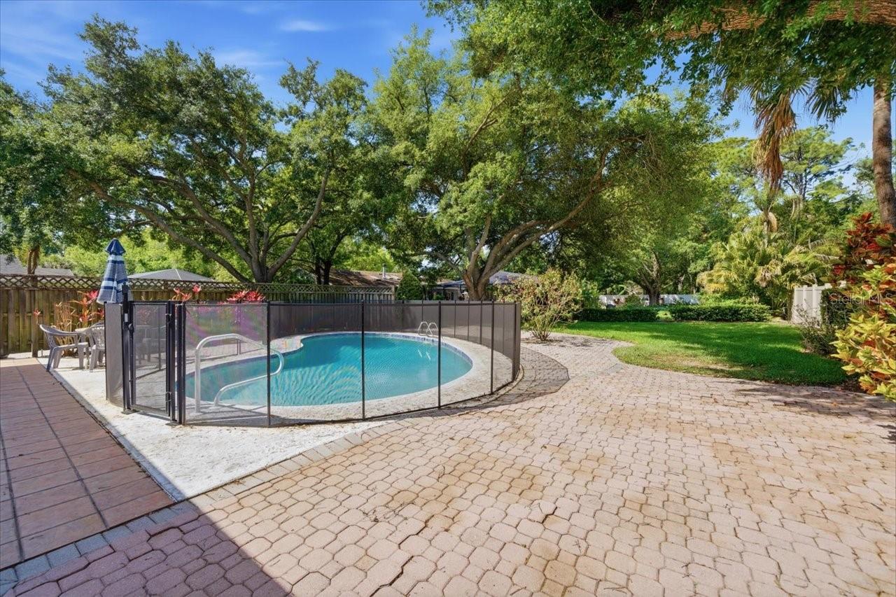 Image 34 of 36 For 13305 Golf Crest Circle