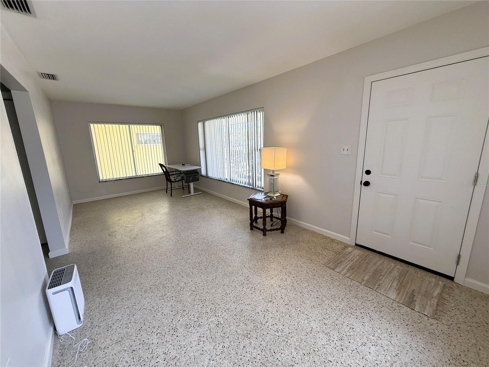 Image 5 of 23 For 14017 Parsley Drive