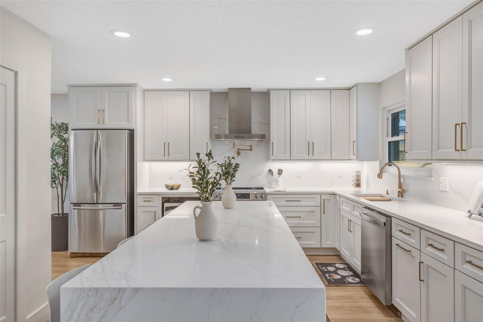 Image 20 of 59 For 13313 Golf Crest Circle