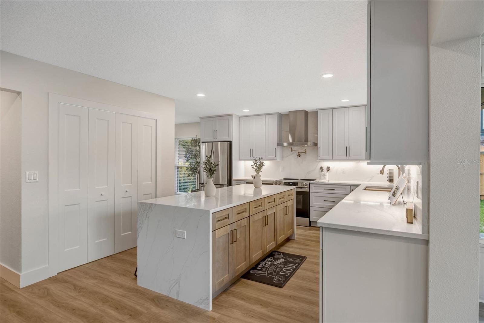 Image 23 of 59 For 13313 Golf Crest Circle