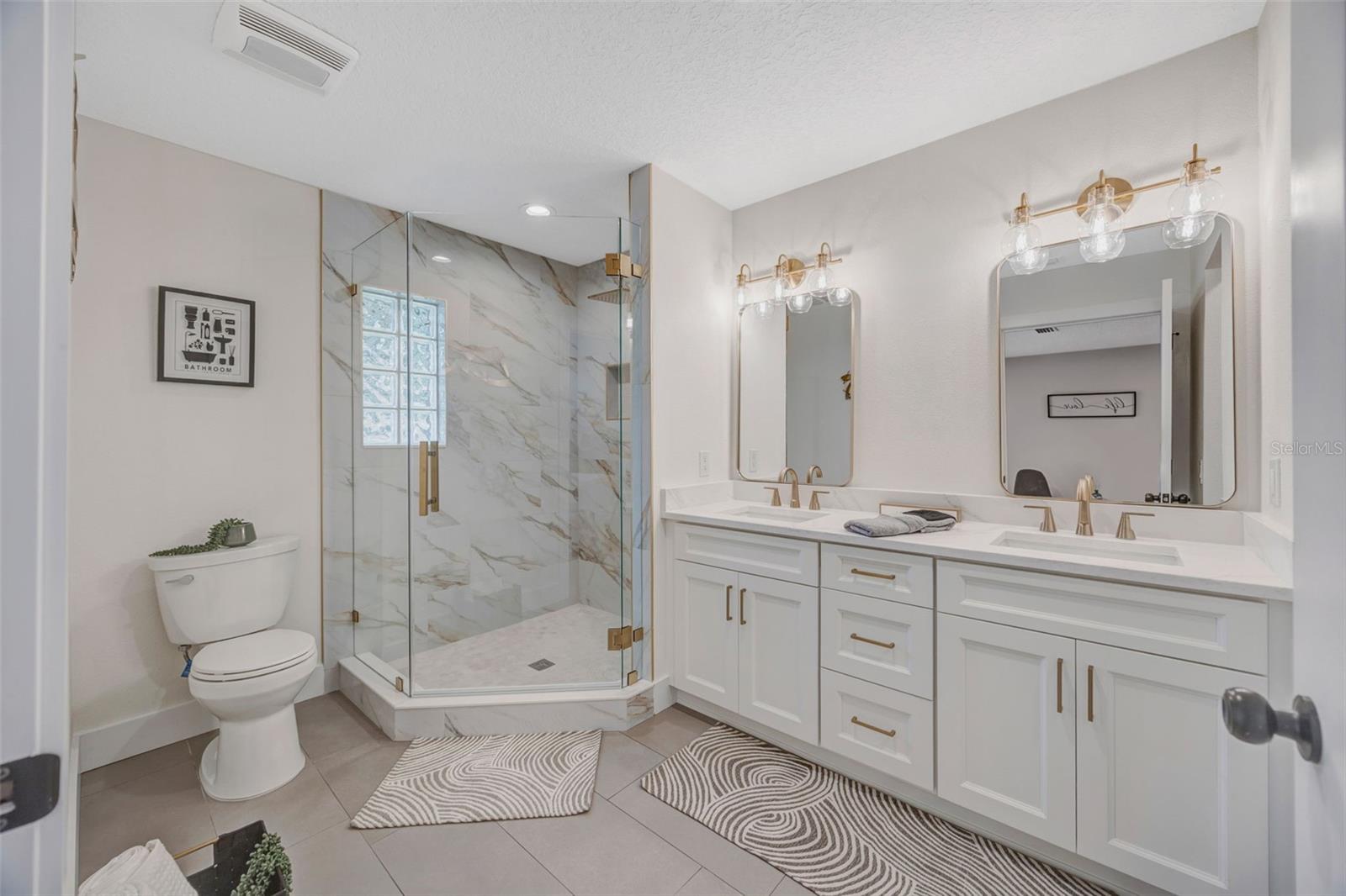 Image 33 of 59 For 13313 Golf Crest Circle