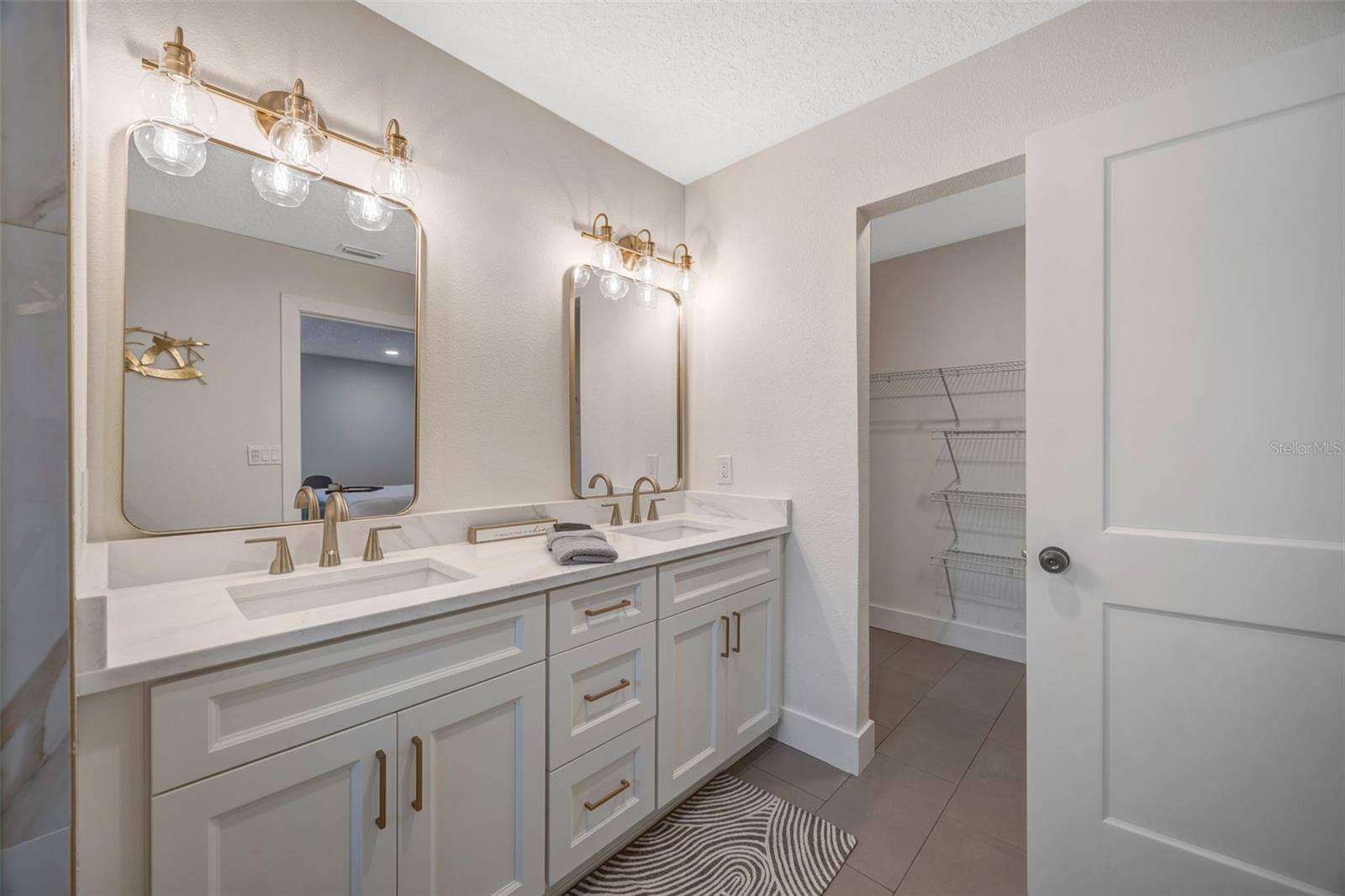 Image 36 of 59 For 13313 Golf Crest Circle