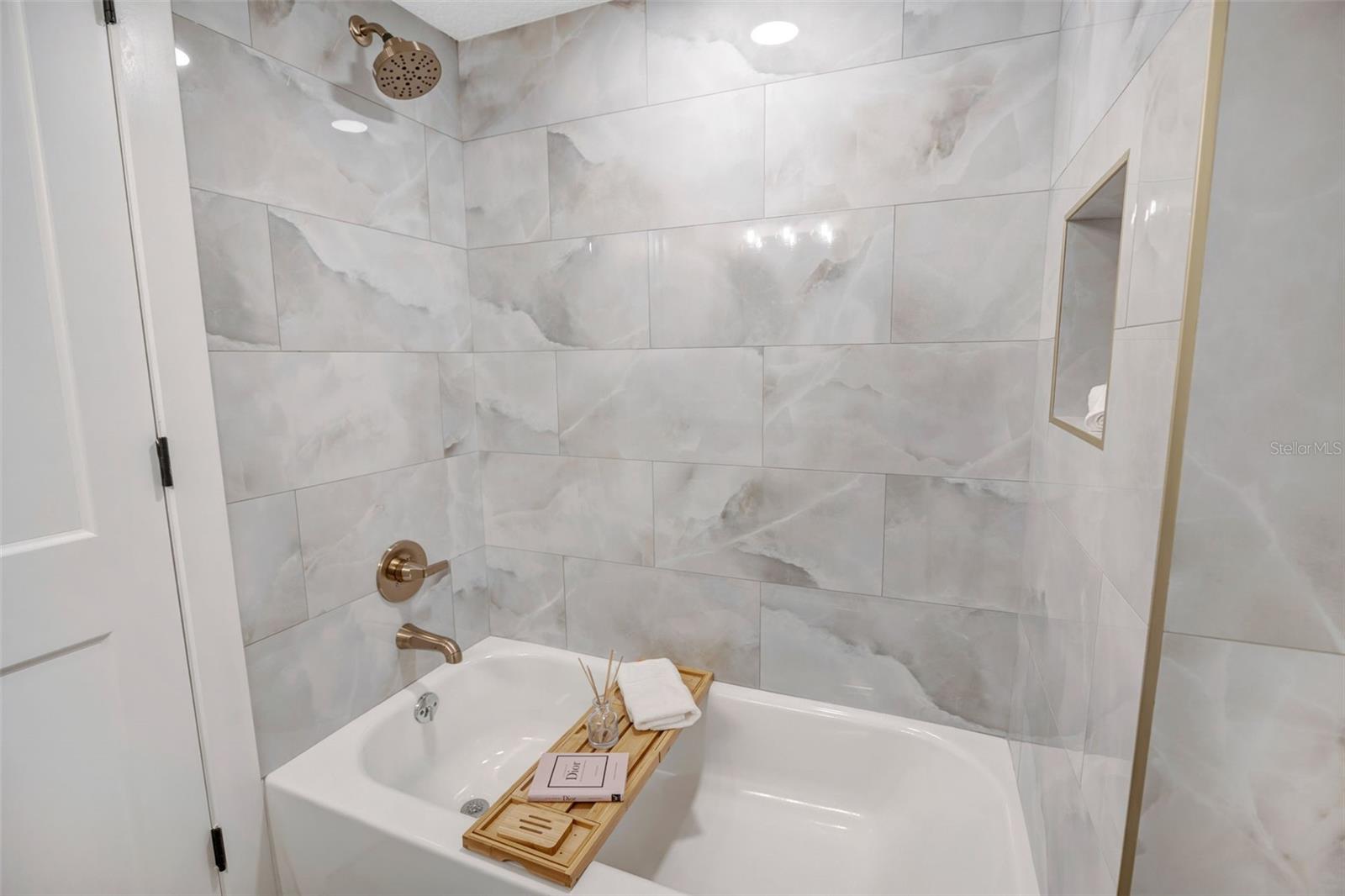 Image 41 of 59 For 13313 Golf Crest Circle