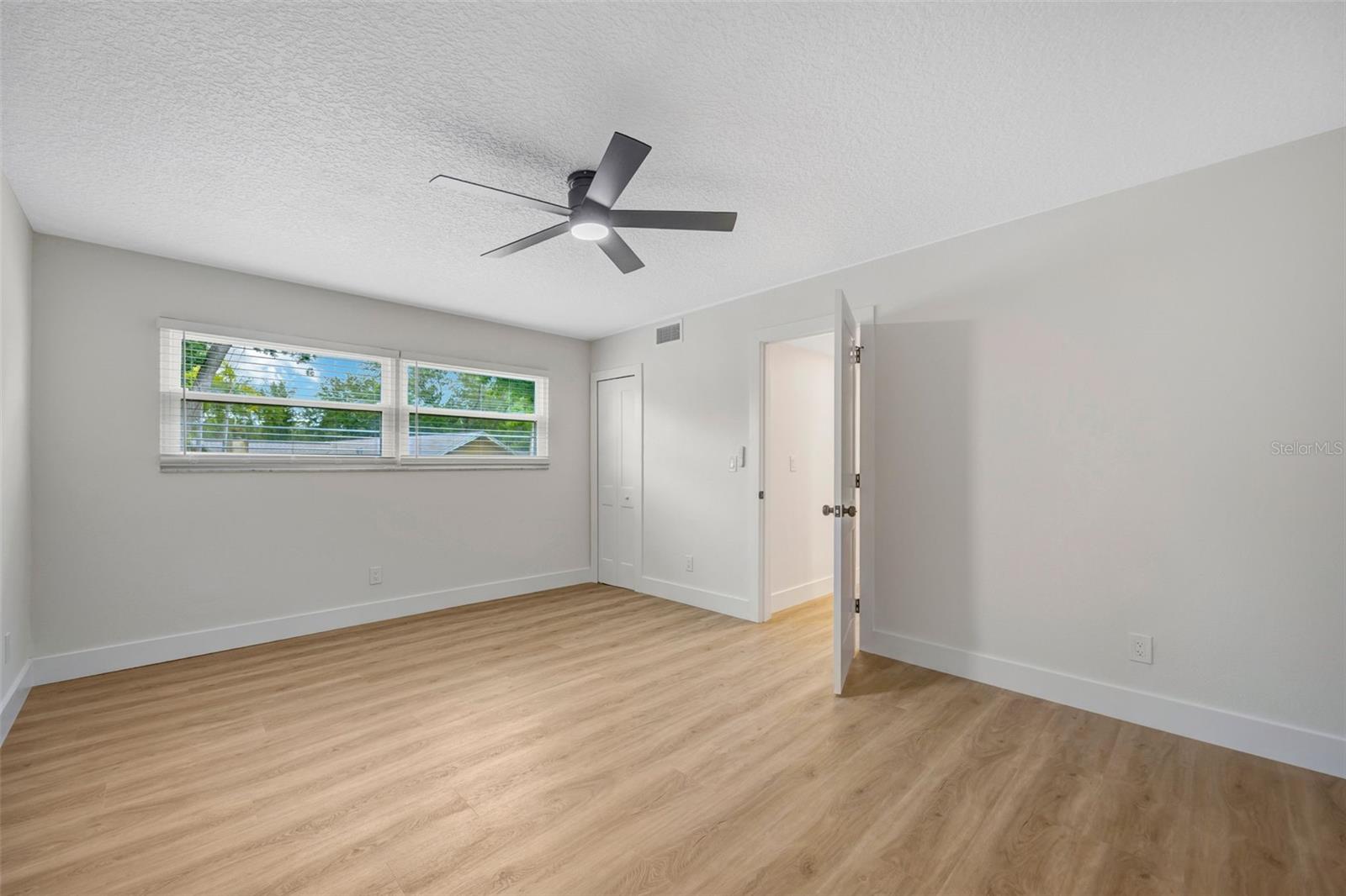 Image 46 of 59 For 13313 Golf Crest Circle