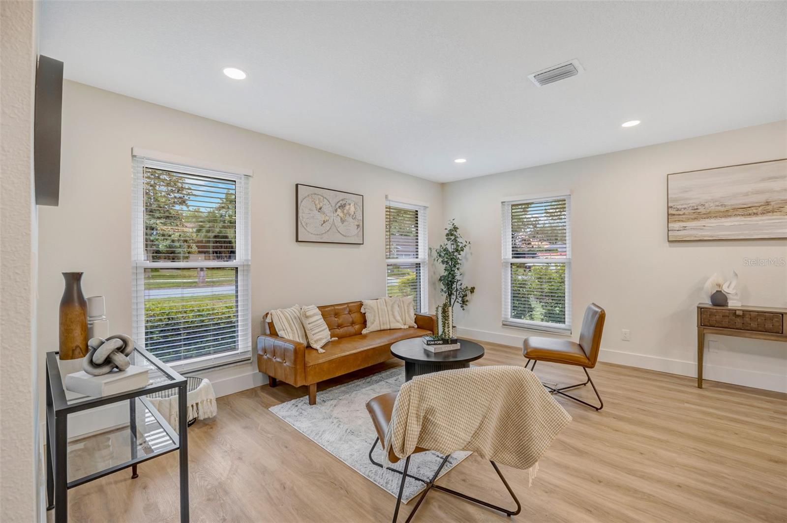 Image 7 of 59 For 13313 Golf Crest Circle