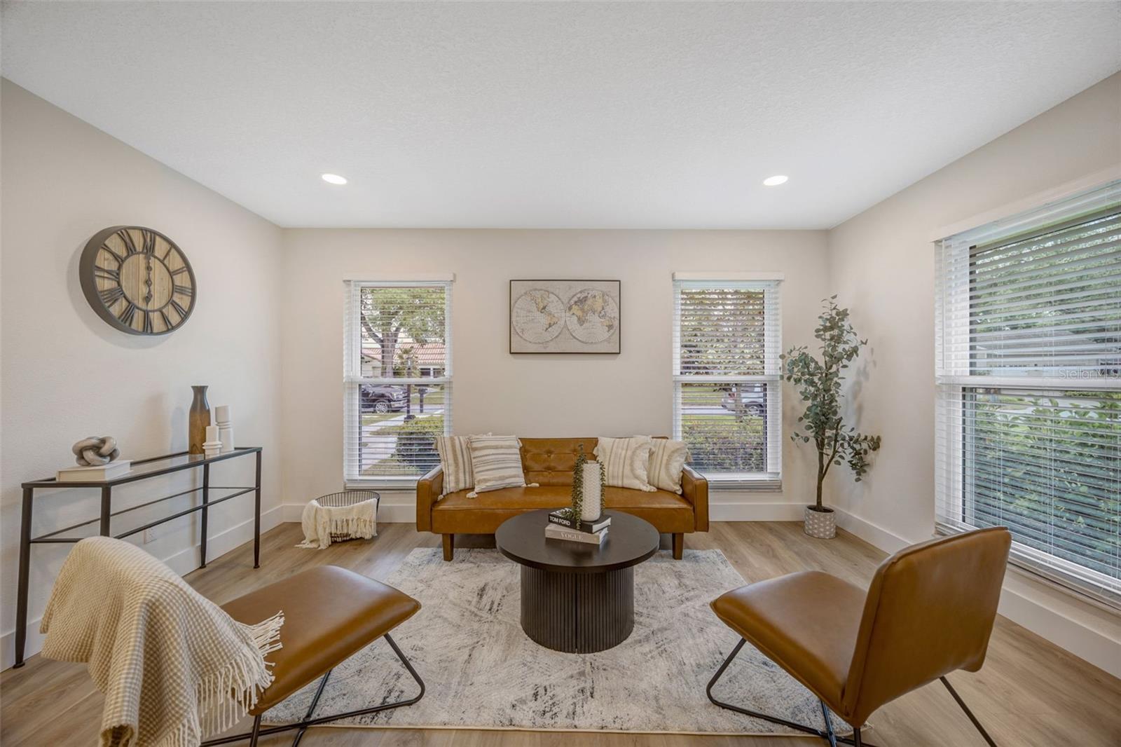 Image 9 of 59 For 13313 Golf Crest Circle