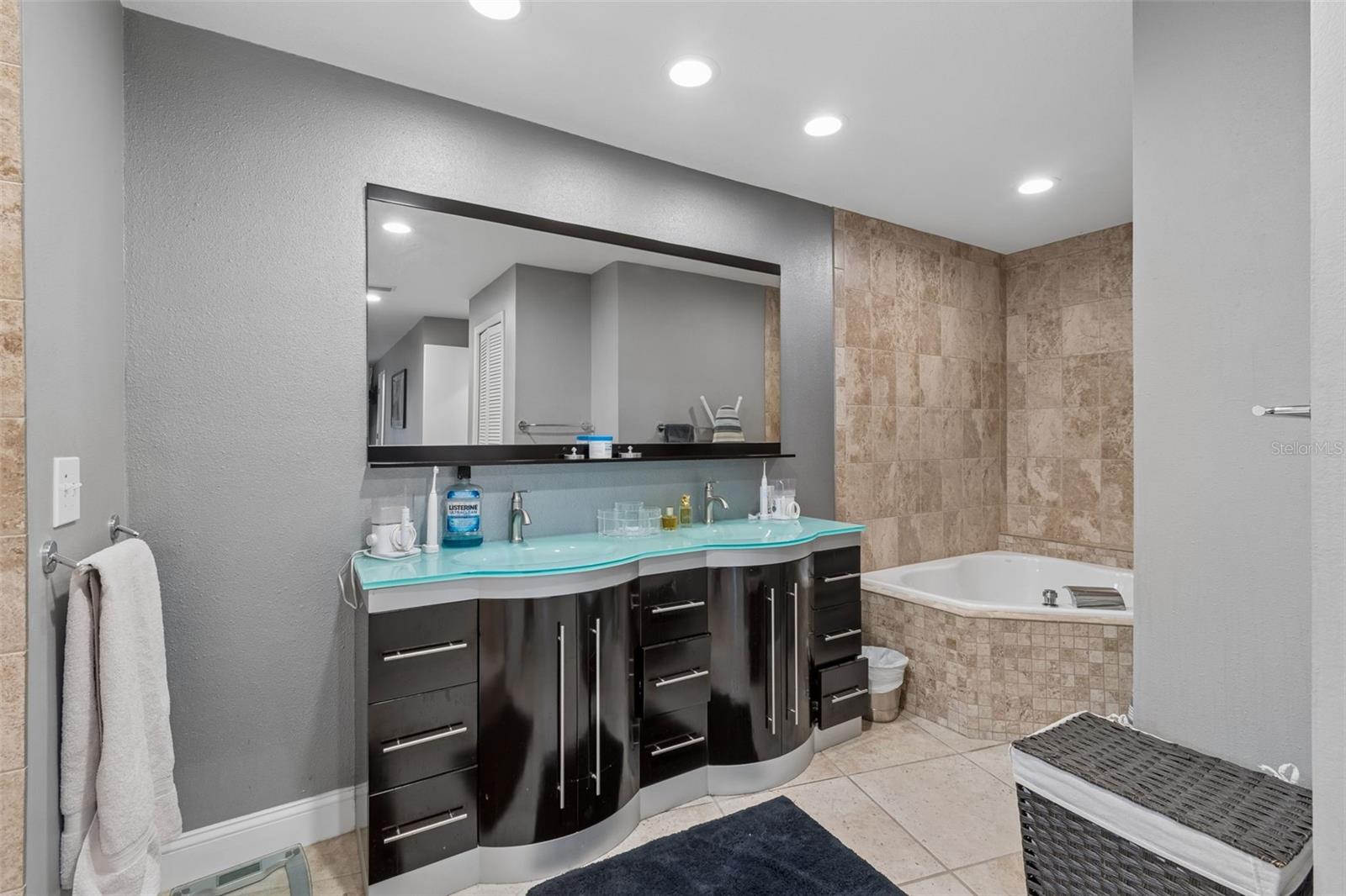 Image 41 of 78 For 4213 Saltwater Boulevard