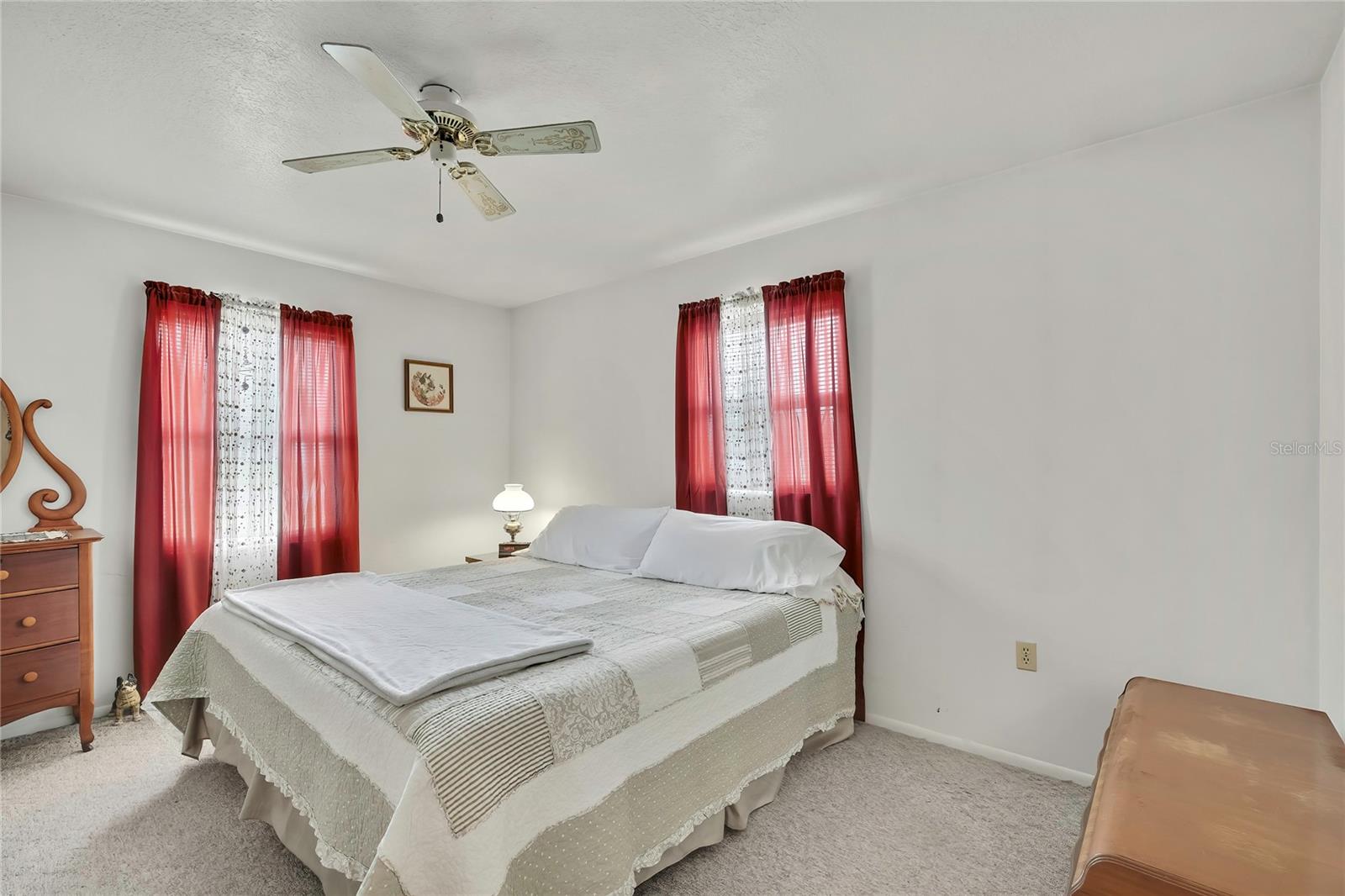 Image 23 of 33 For 11323 Elgin Boulevard