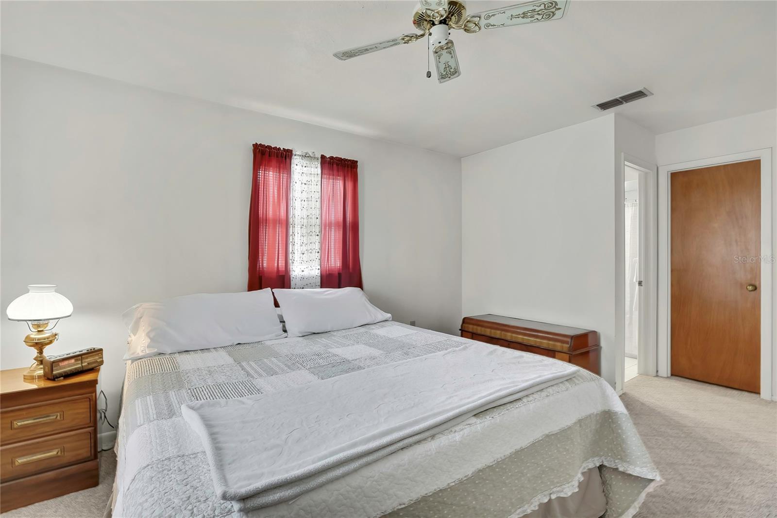 Image 24 of 33 For 11323 Elgin Boulevard