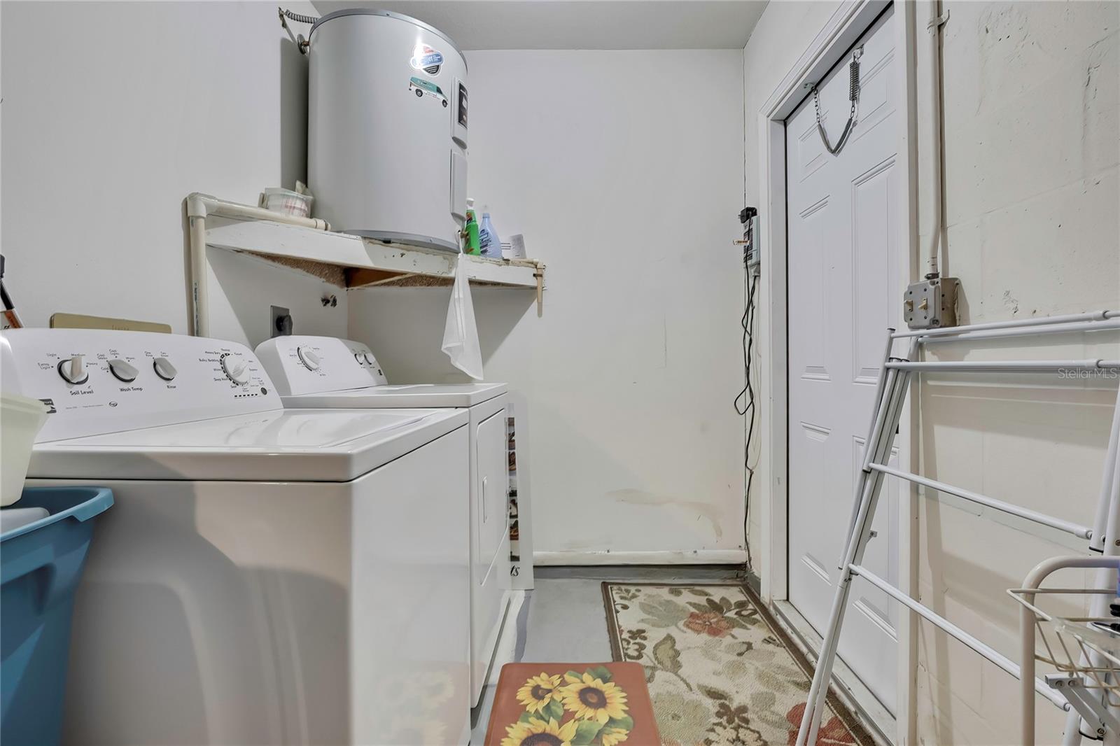 Image 30 of 33 For 11323 Elgin Boulevard