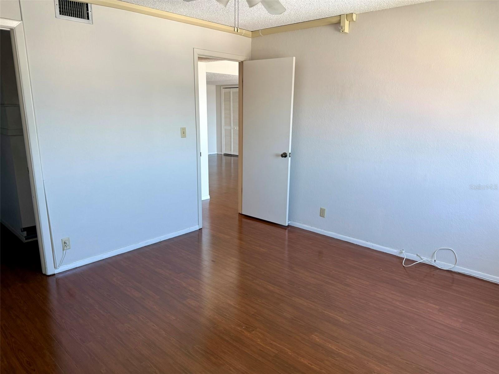 Image 12 of 22 For 255 Dolphin Point 710