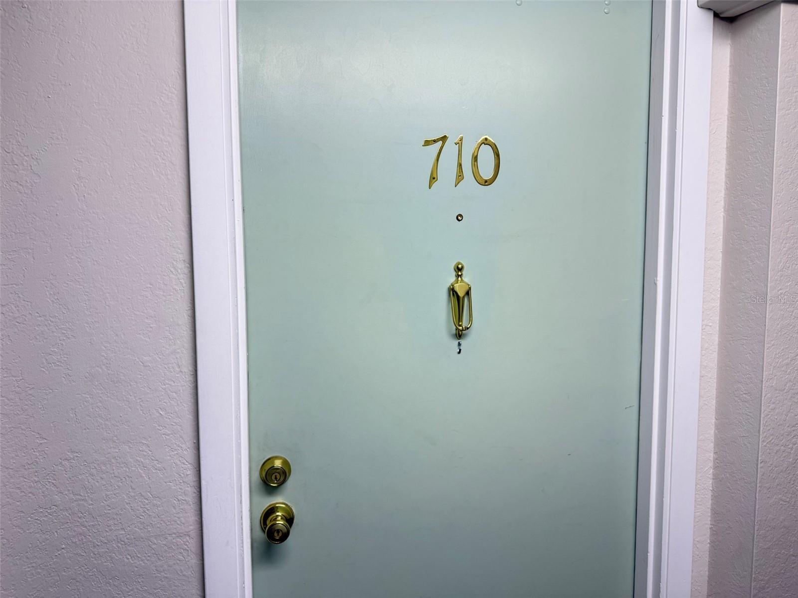 Image 17 of 22 For 255 Dolphin Point 710