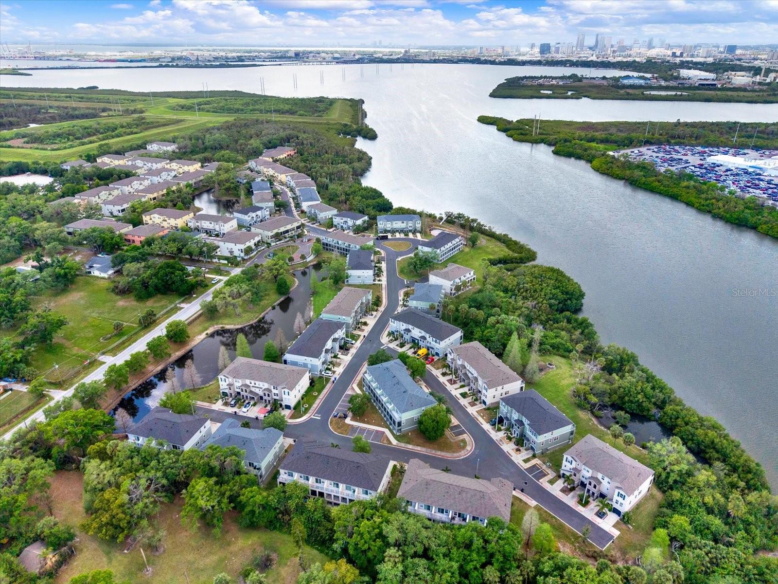 Image 28 of 36 For 4732 Pickering Harbor Place