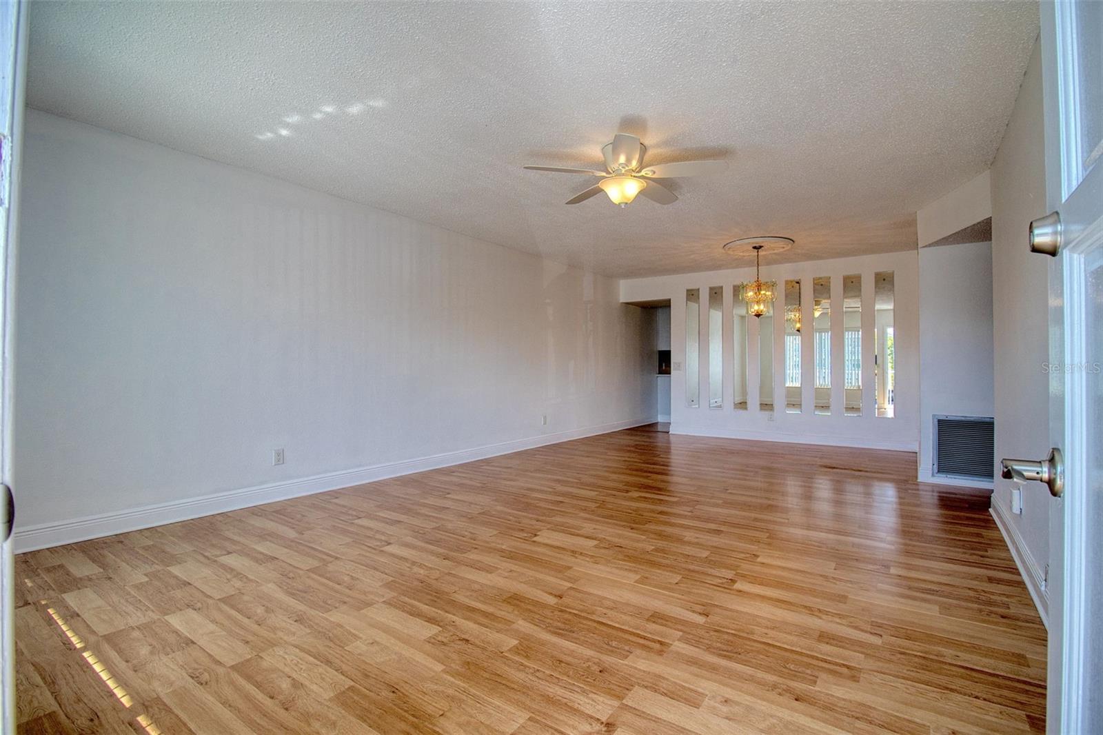 Image 13 of 45 For 2450 Canadian Way 26