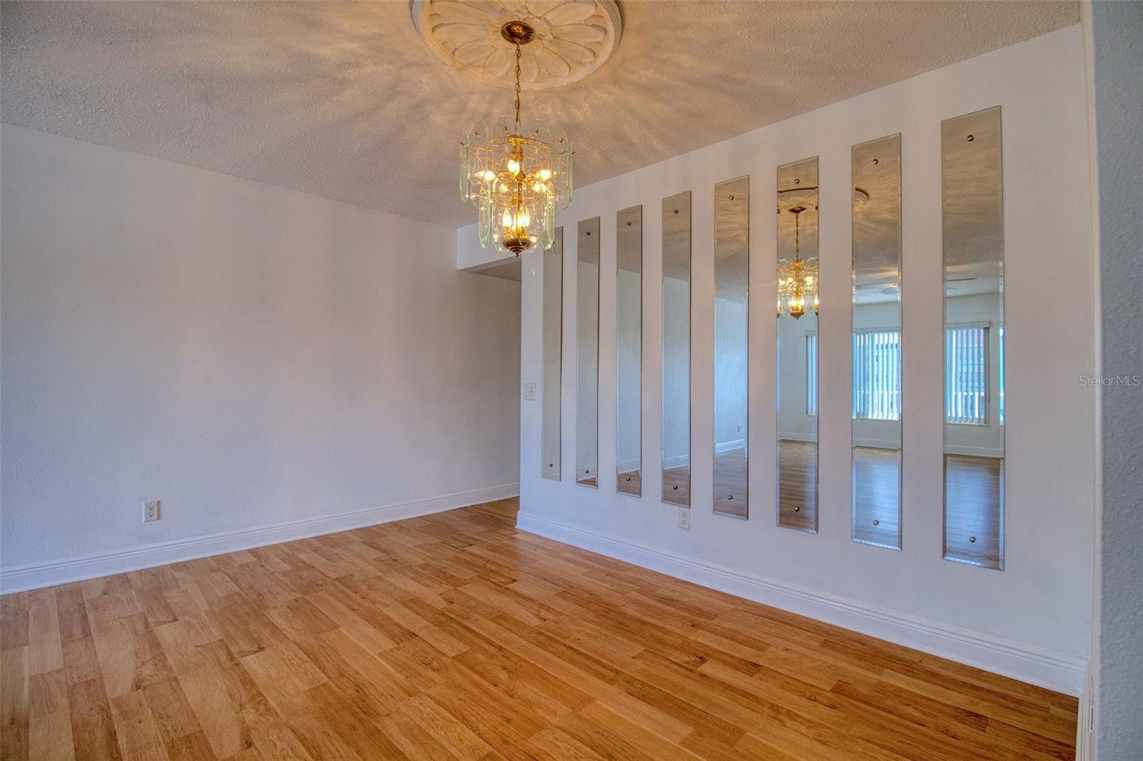 Image 16 of 45 For 2450 Canadian Way 26