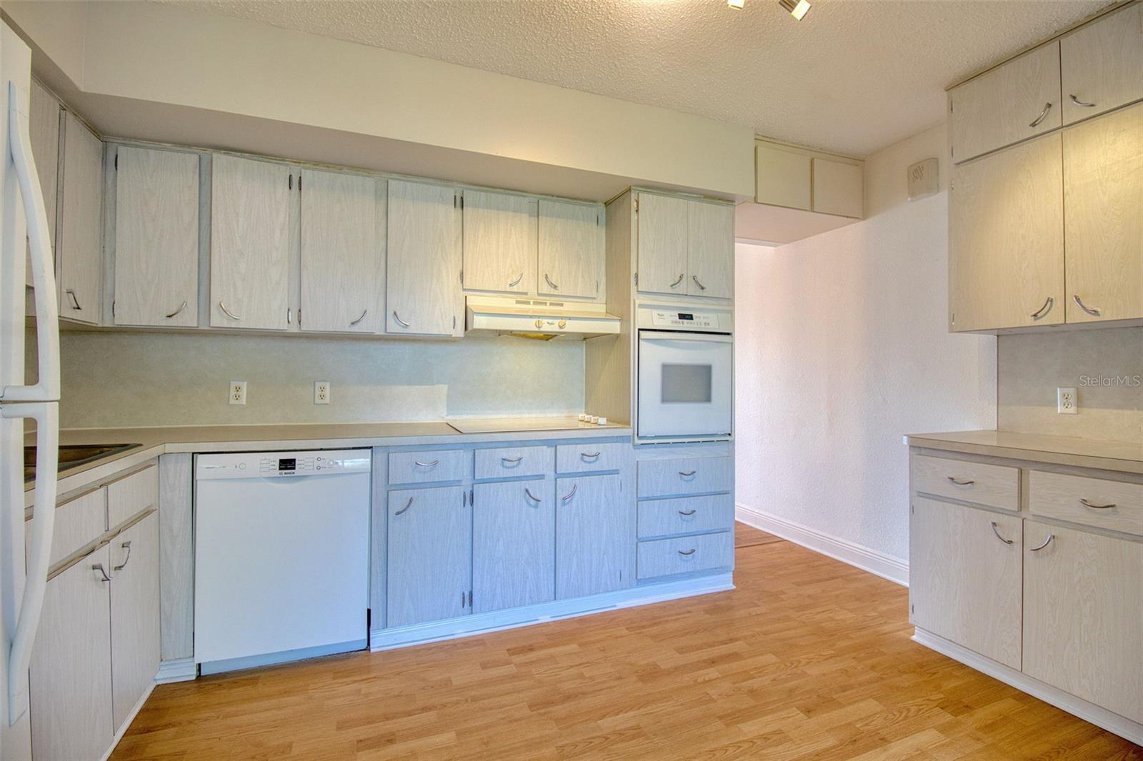 Image 19 of 45 For 2450 Canadian Way 26