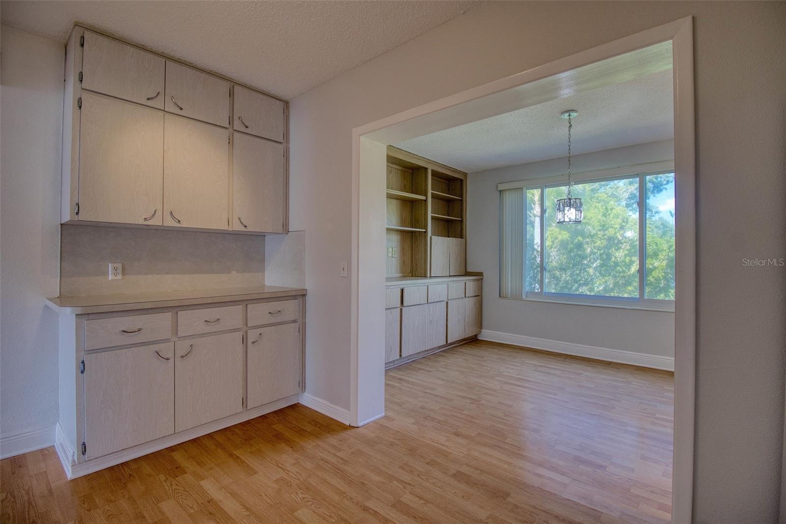 Image 20 of 45 For 2450 Canadian Way 26