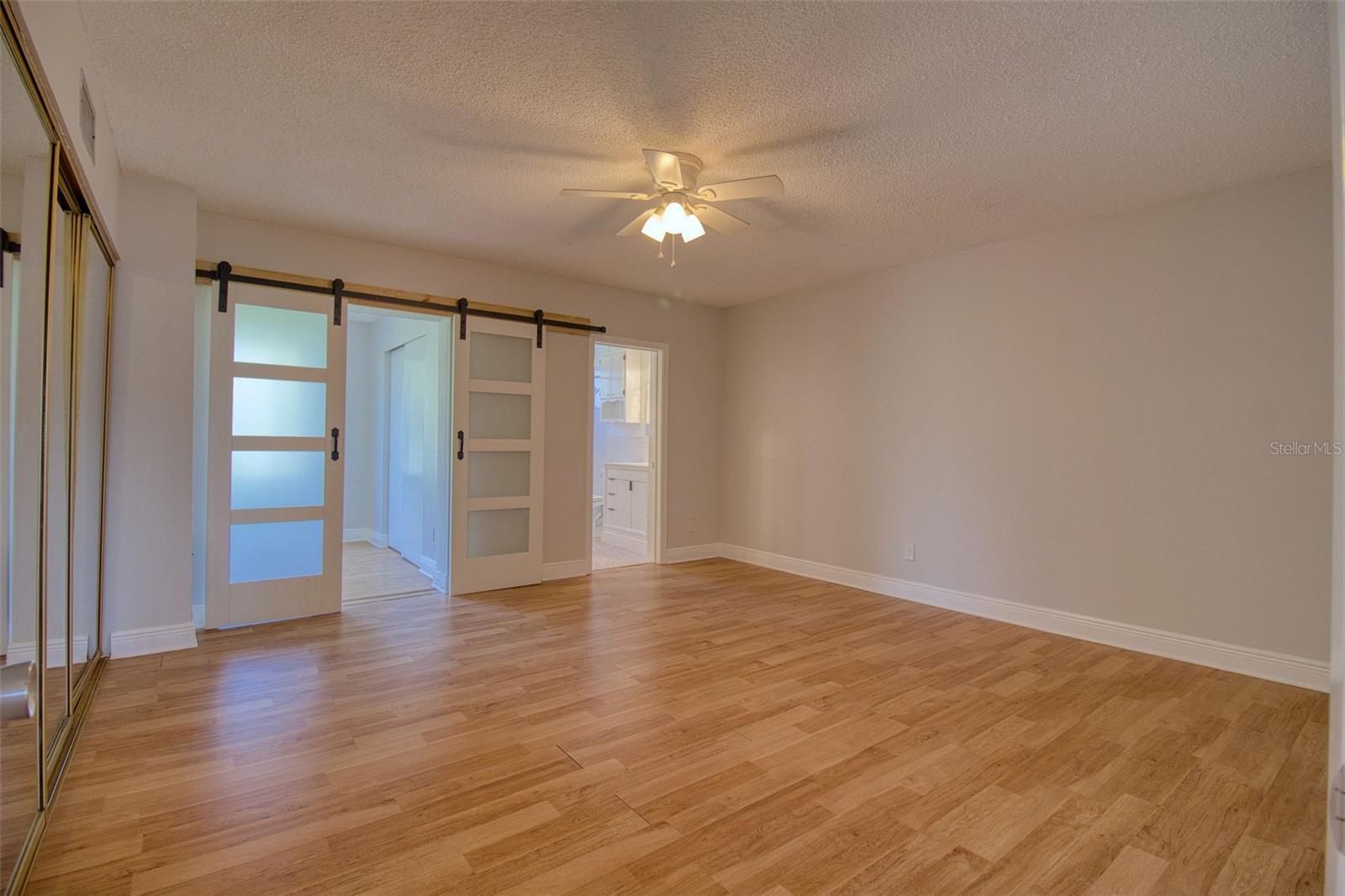 Image 25 of 45 For 2450 Canadian Way 26